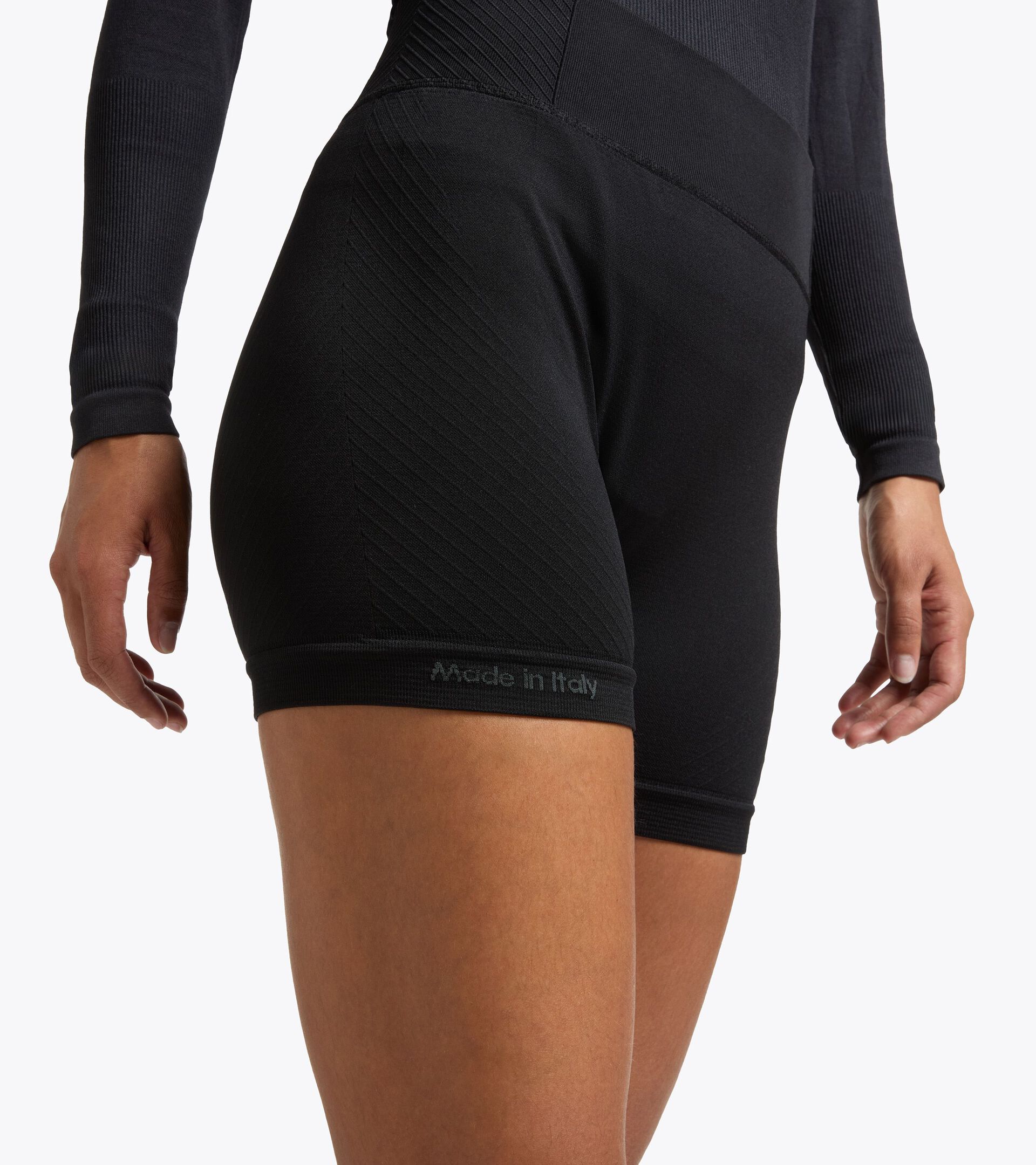 Technical shorts for temperature control -  Running - Women&rsquo;s L. SHORTER STRATOUNO BLACK - Diadora