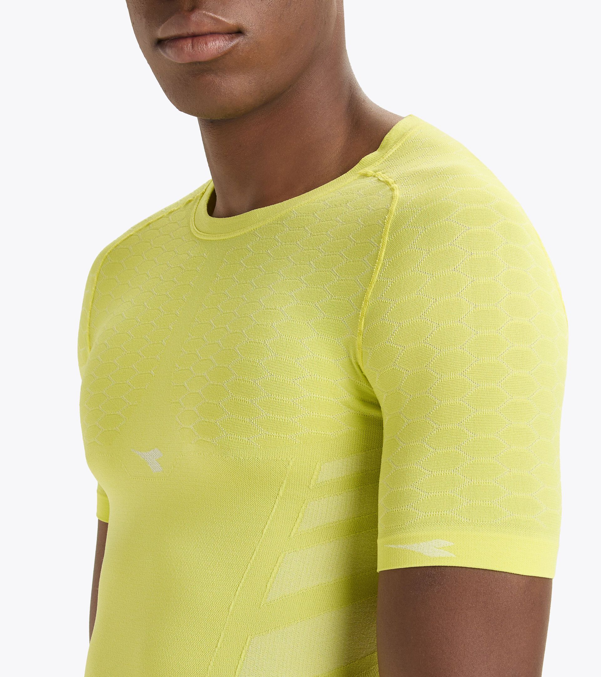 Short-sleeved training t-shirt - Men SS T-SHIRT ACT EVENING PRIMROSE - Diadora