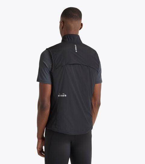 WINDBREAKER PACKABLE VEST, NEGRO Chaleco cortavientos plegable§Running§Hombre WINDBREAKER PACKABLE VEST NEGRO - Diadora