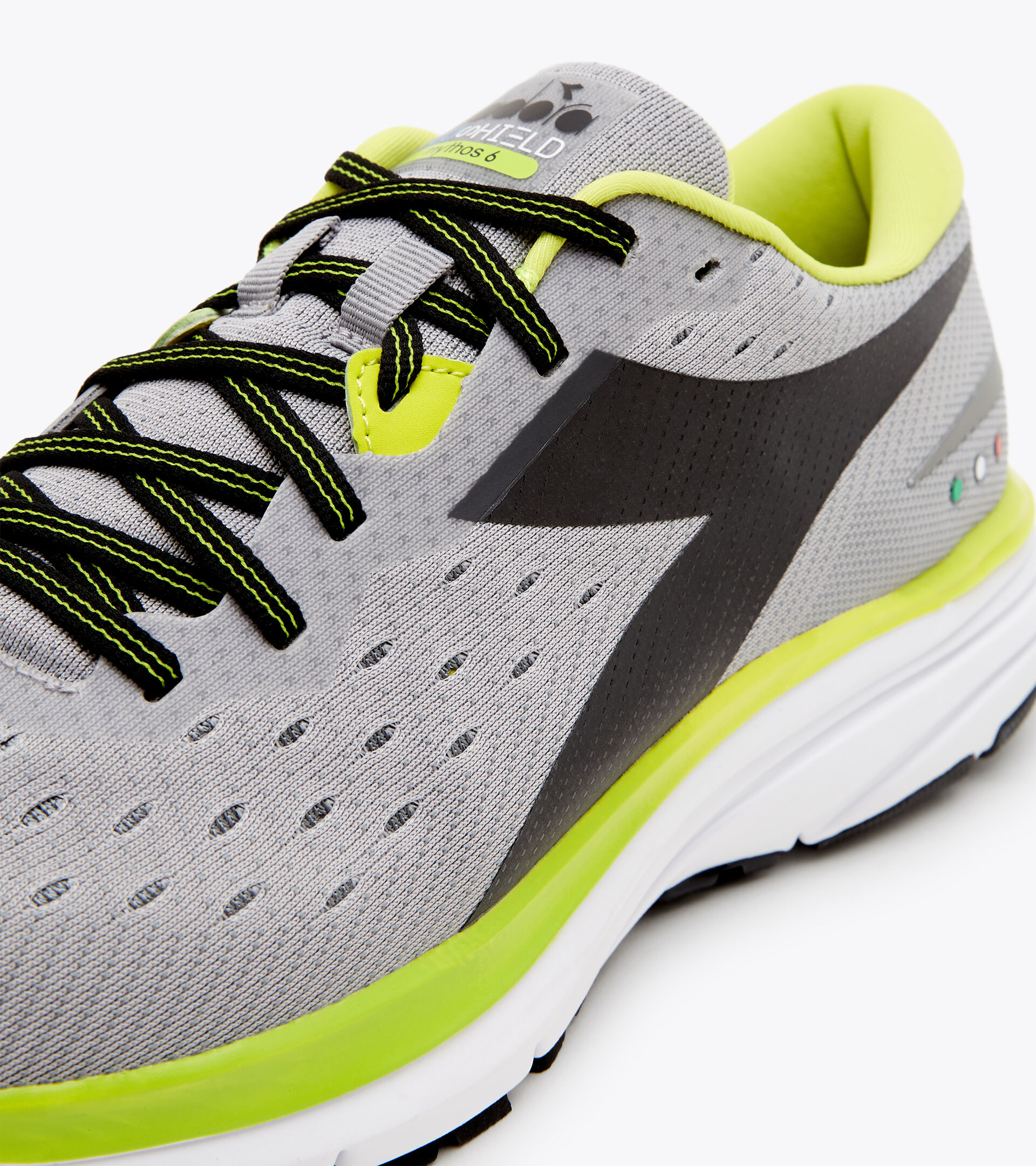 Running shoe - Men’s MYTHOS BLUSHIELD 6 ALLOY/STEEL GRAY/BLACK - Diadora