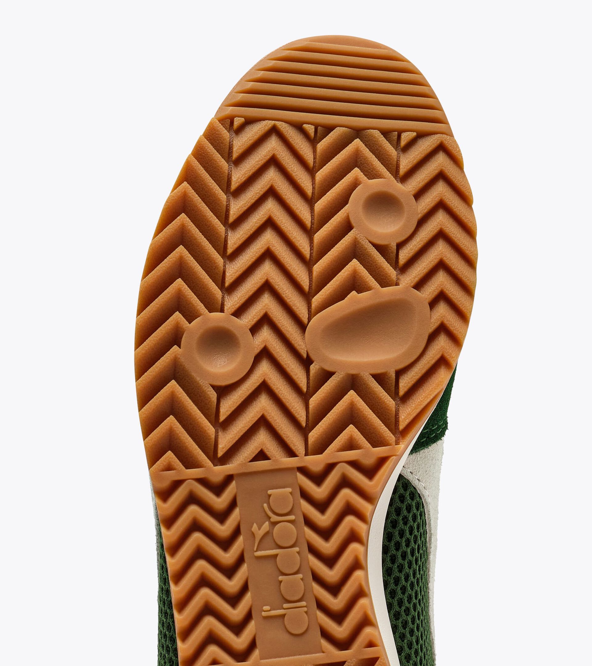 Sneakers en daim au profil bas - Pour tous les genres  CROSS MESH VERT EDEN - Diadora