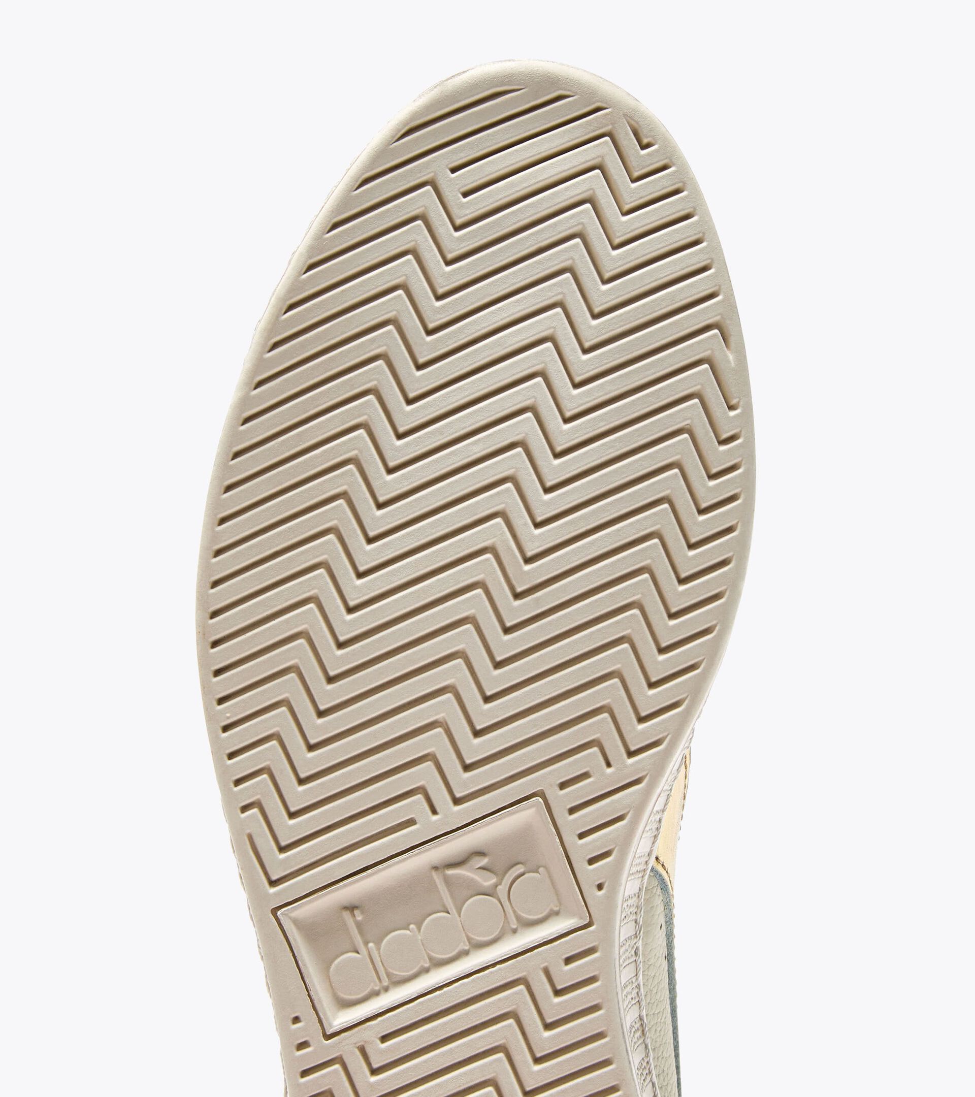 Sports shoes - Women GAME L HIGH WAXED METAL WN WHITE/GOLD - Diadora