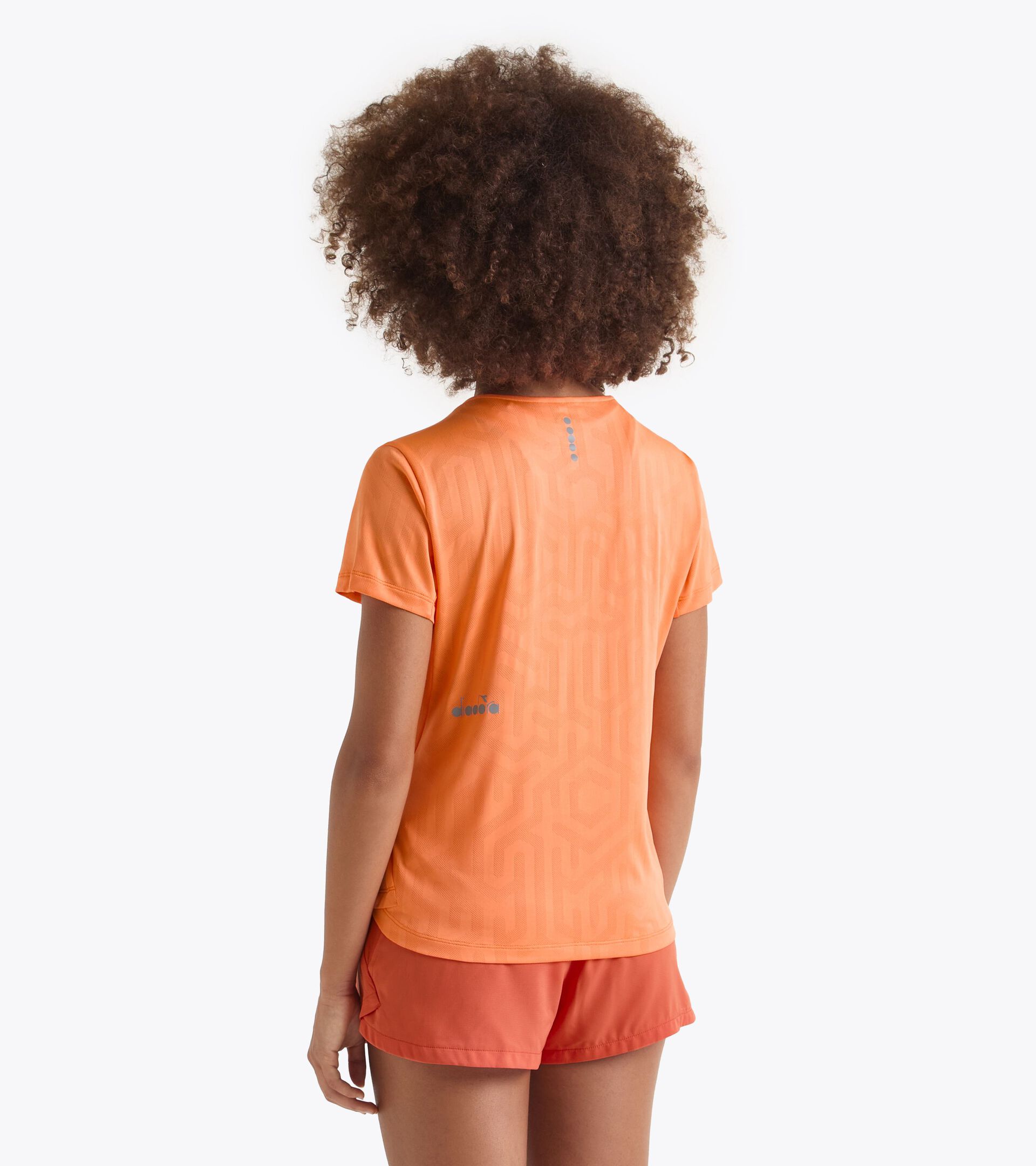 Running t-shirt - Coolcore light fabric - Women’s L. SUPER LIGHT SS T-SHIRT ORANGE NECTARINE - Diadora