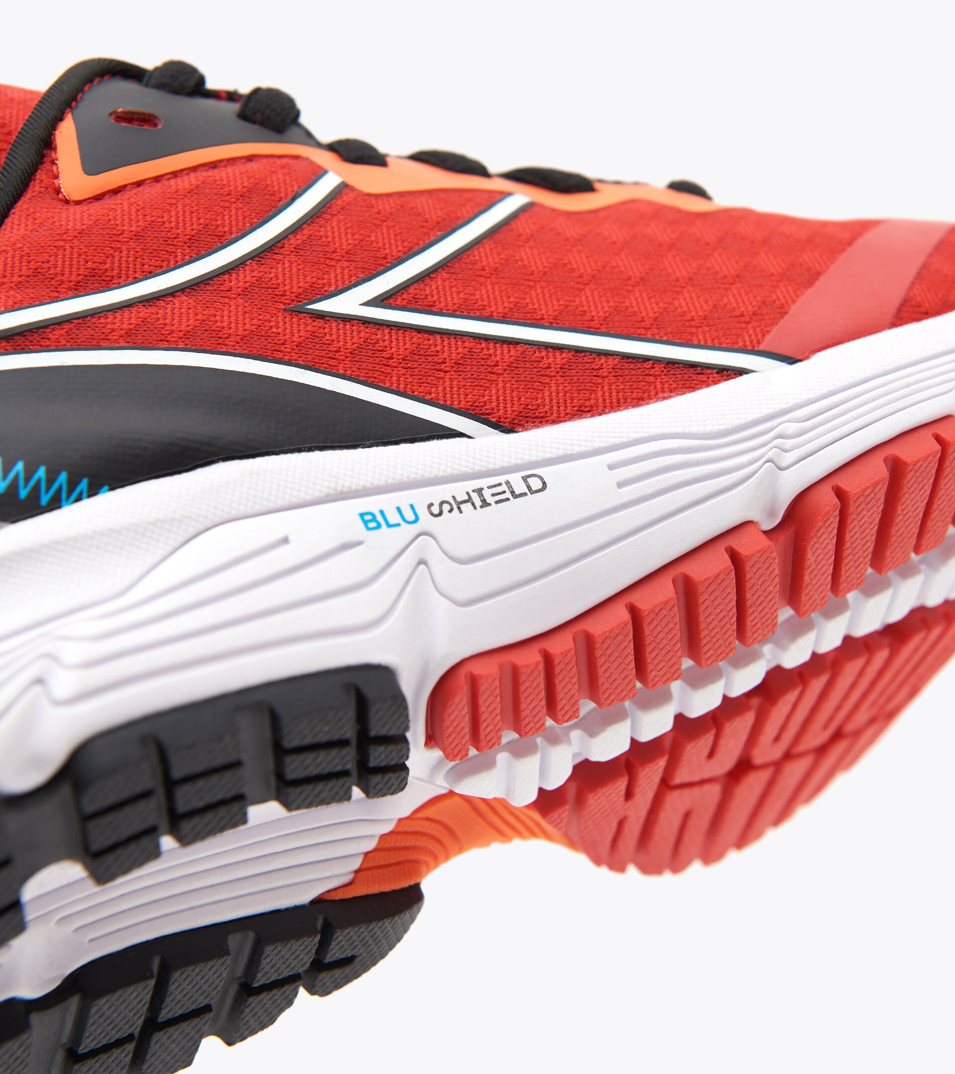 Junior running shoe - Unisex MYTHOS BLUSHIELD VOLO 2 Y FIERY RED/WHT/VERMILLION ORNG - Diadora