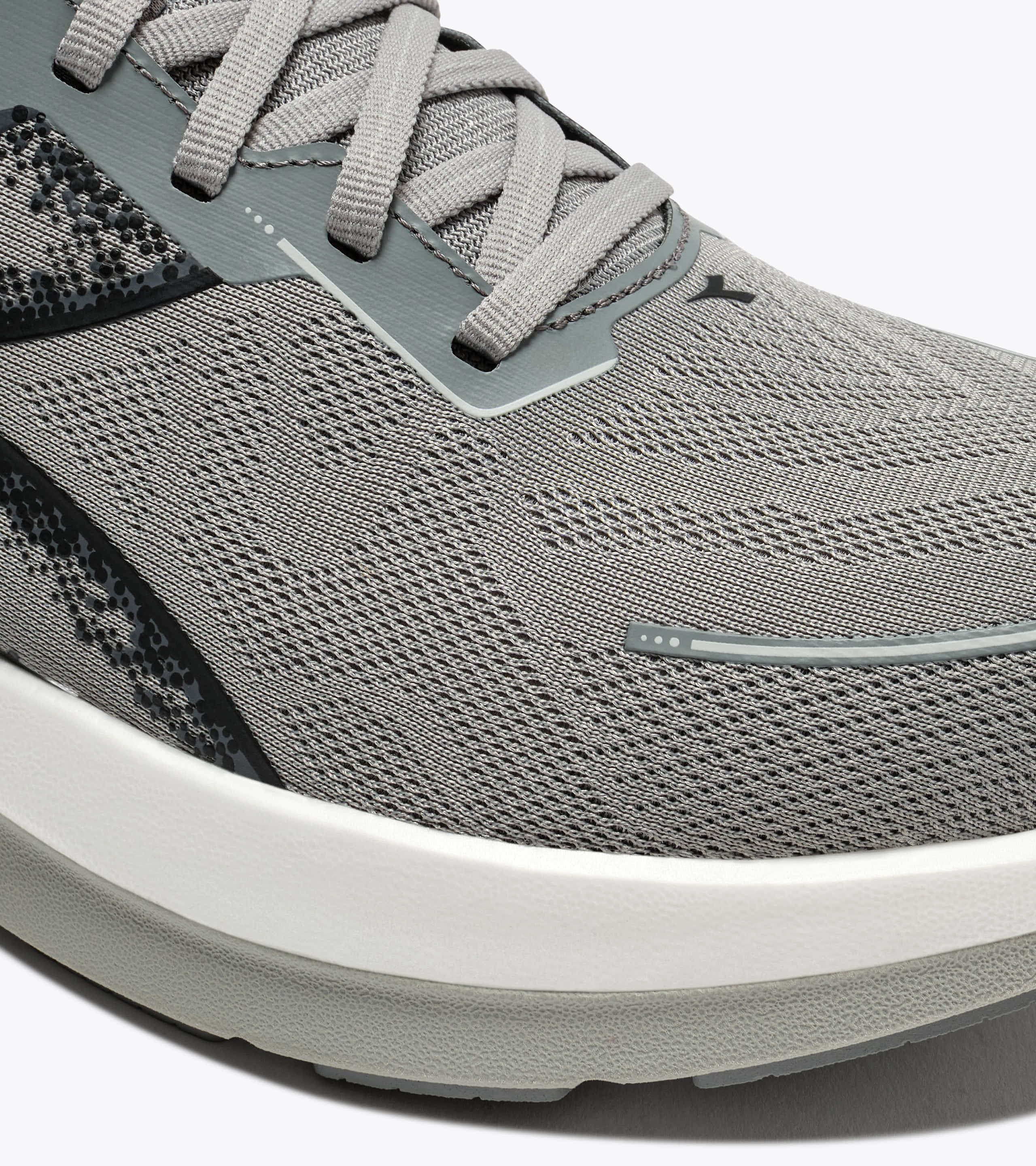 MYTHOS BLUSHIELD VIGORE V Running shoe - Stability and protection