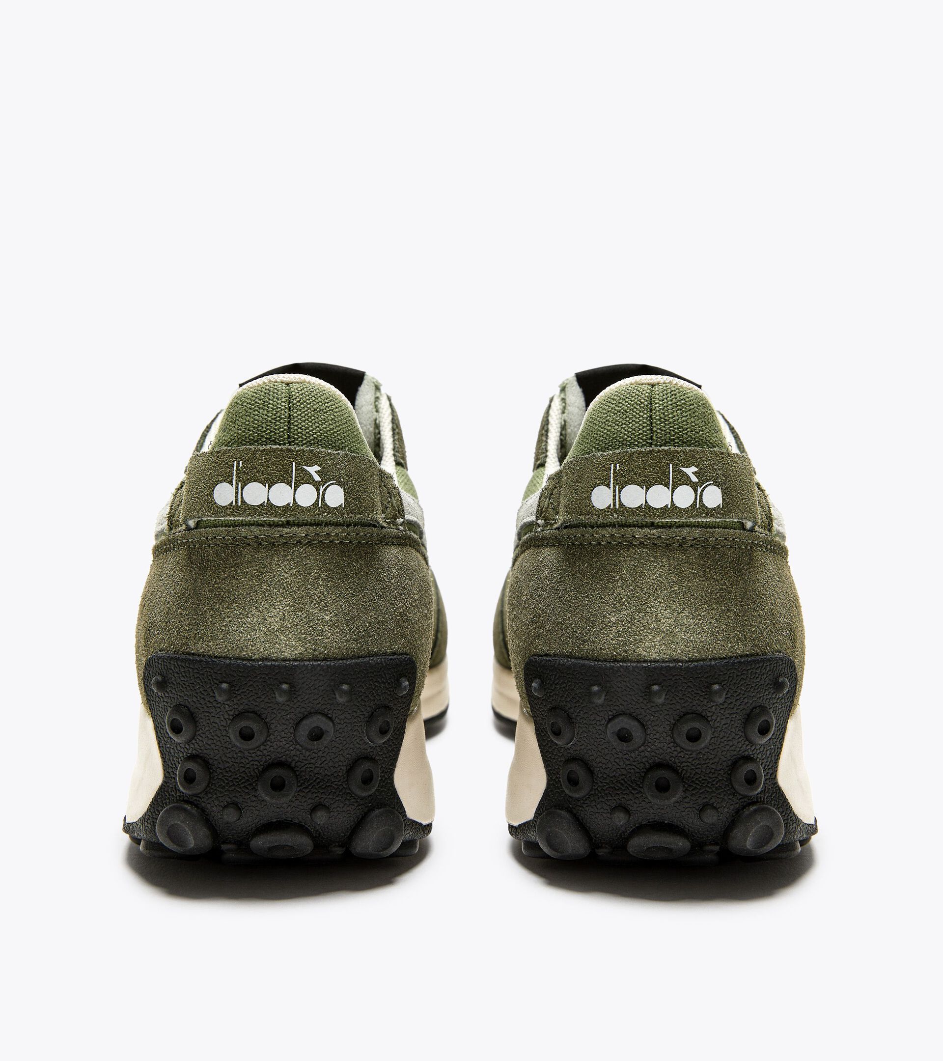 Sneaker sportiva - Gender Neutral RACE SUEDE SW VERDE OLIO/VERDE OLIVINA - Diadora