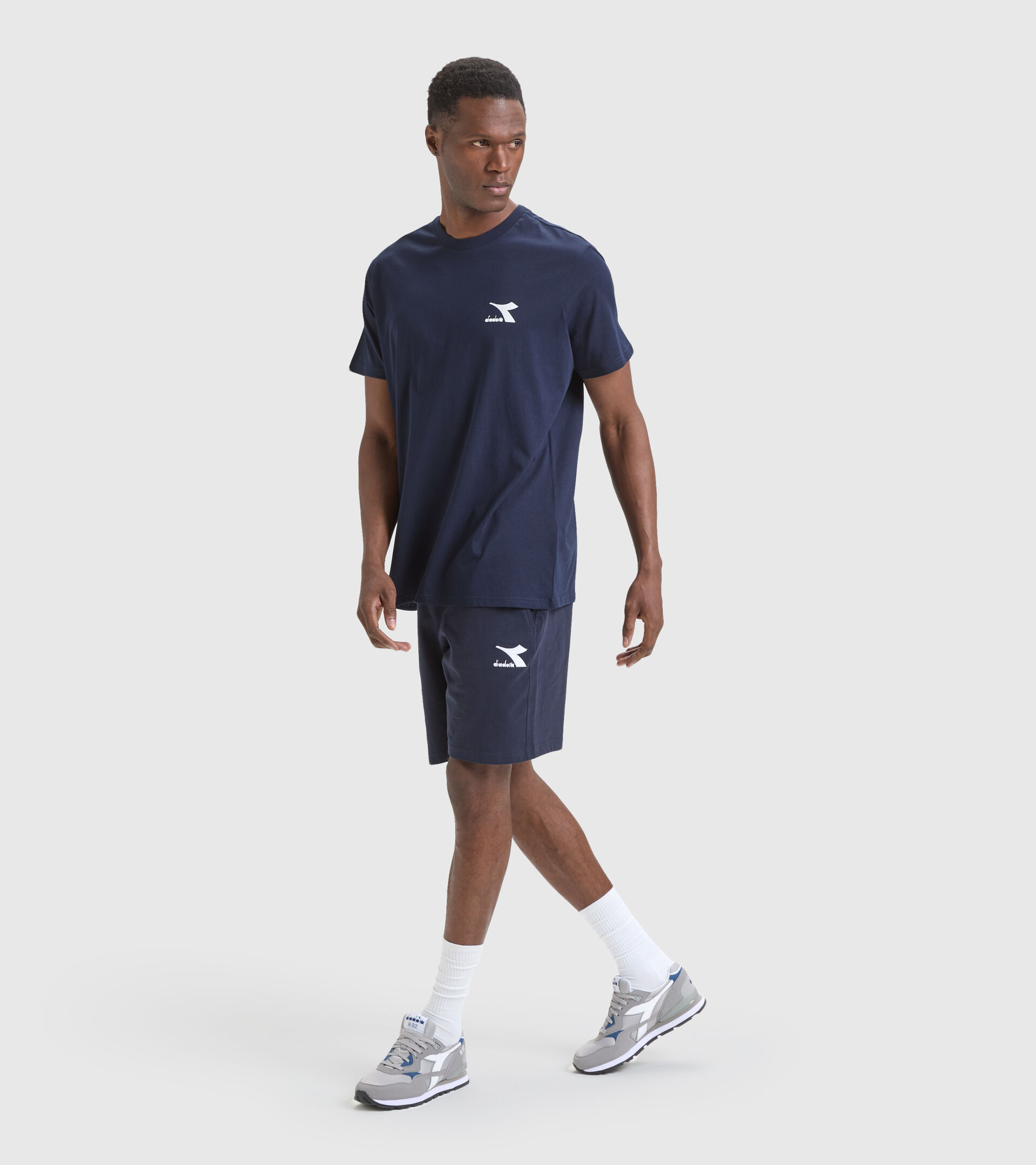 Cotton T-shirt - Men T-SHIRT SS CORE CLASSIC NAVY - Diadora