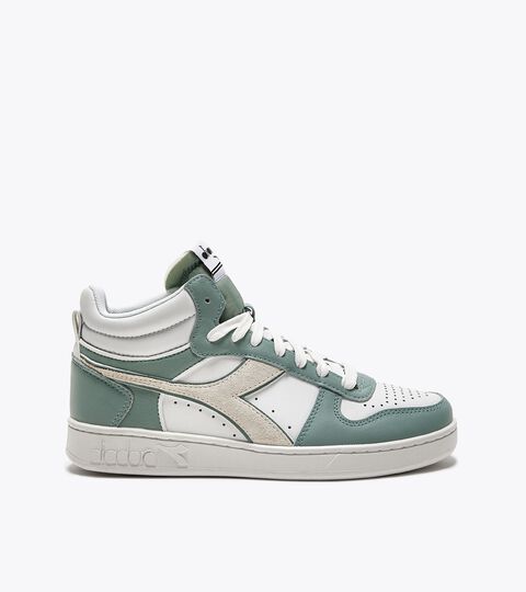 Sports shoes - Women
 MAGIC BASKET DEMI LEATHER WN WHISPER WHITE/ICEBERG - Diadora