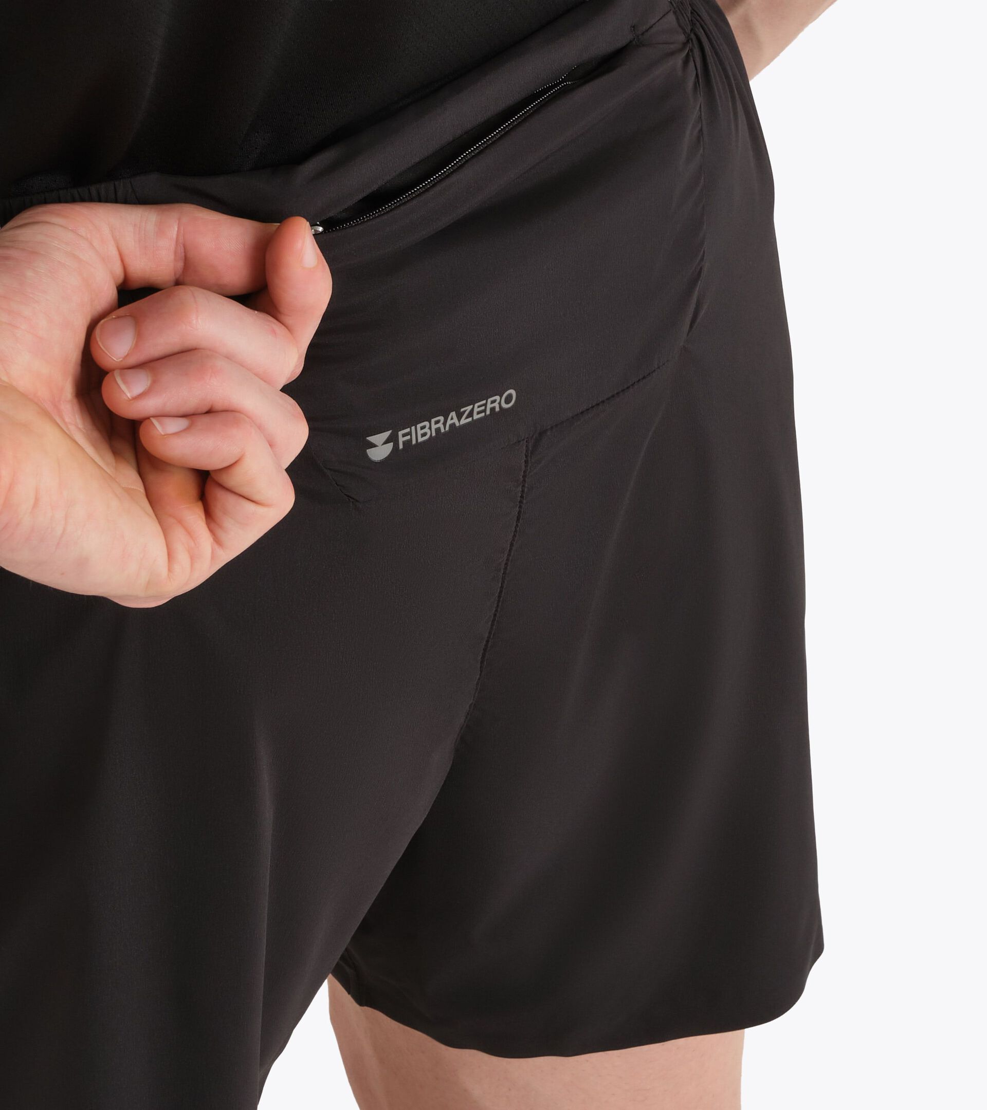 FIBRAZERO 5&rsquo;&rsquo; Shorts  - Running - Men&rsquo;s SHORTS 5 SUPER LIGHT FIBRAZERO BLACK - Diadora