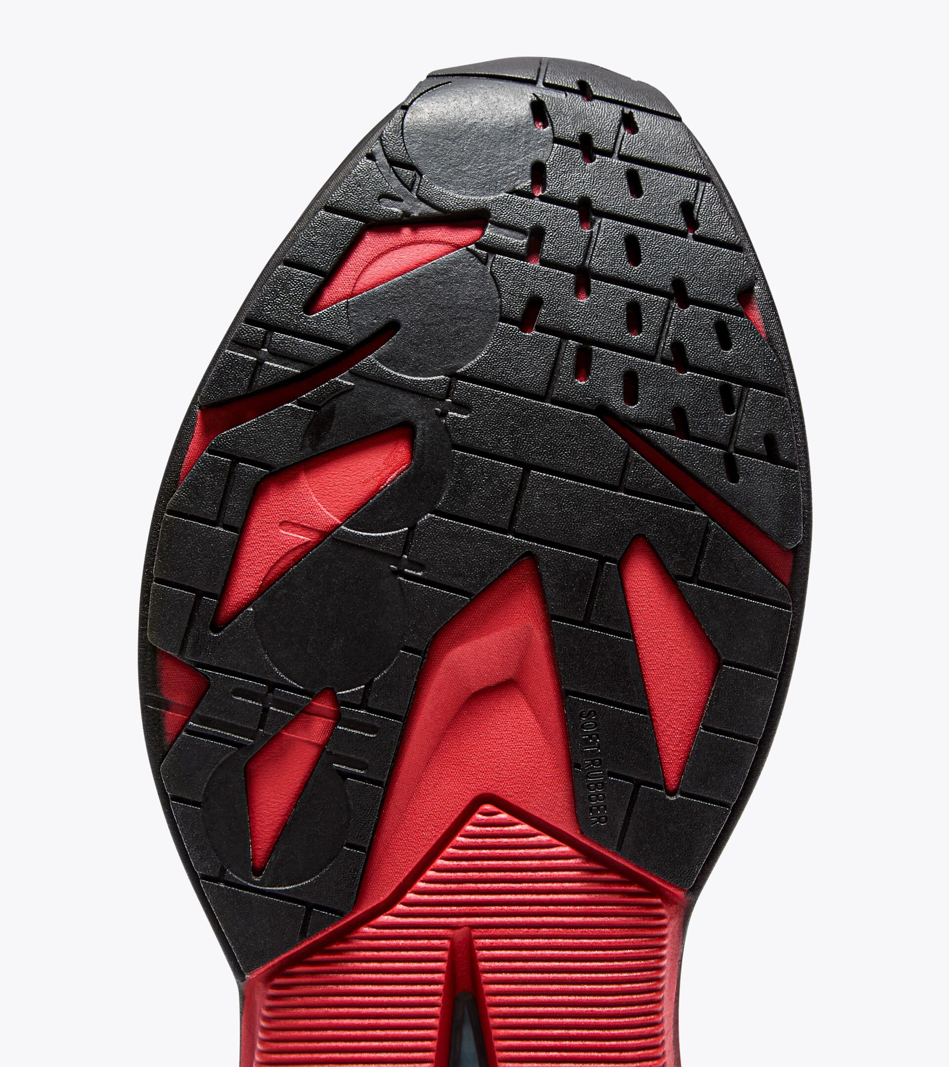 diadora X Ducati Corse running shoe - Men’s DUCATI VELOCE 5 BLACK/DUCATI MGP RED/BLACK - Diadora