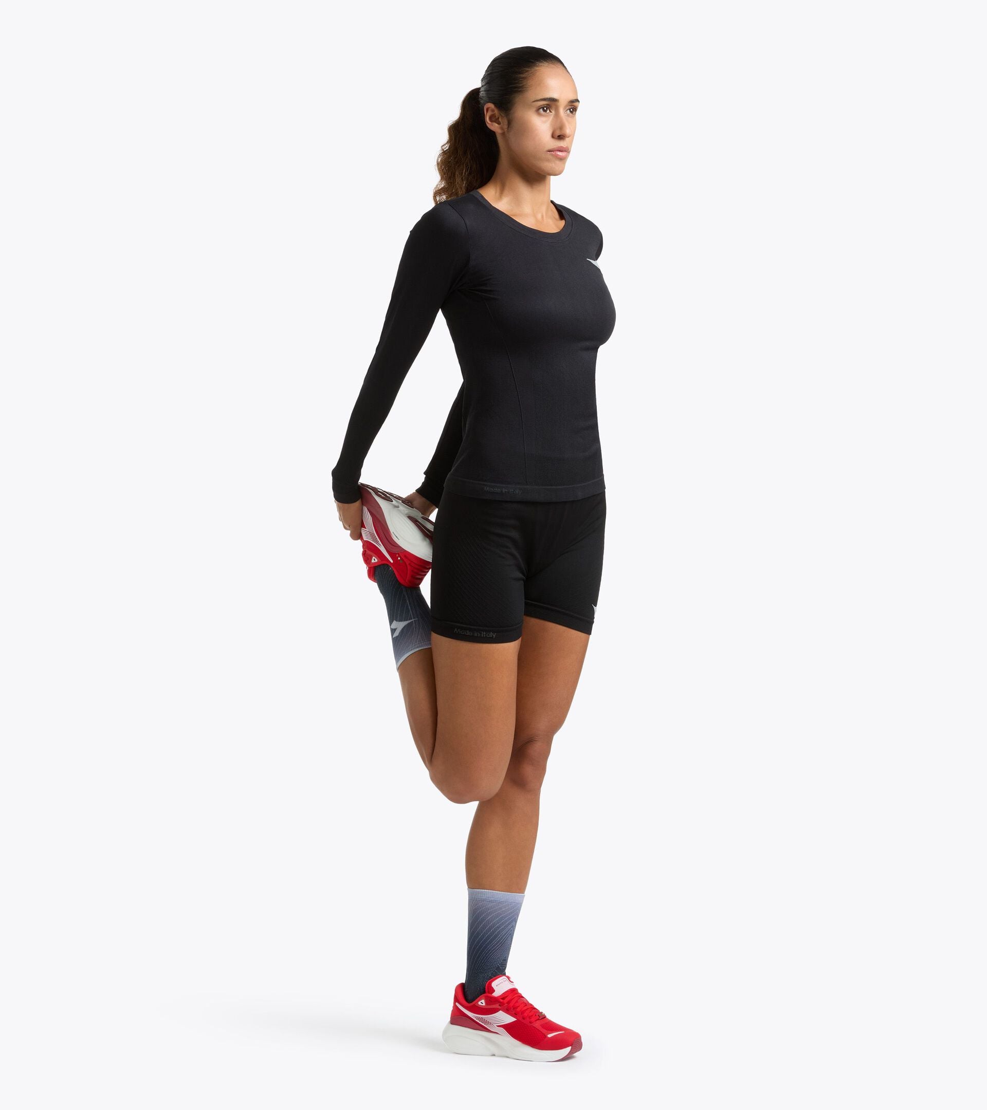 Pantalones cortos t&eacute;cnicos para termorregulaci&oacute;n -  Running - Mujer L. SHORTER STRATOUNO NEGRO - Diadora