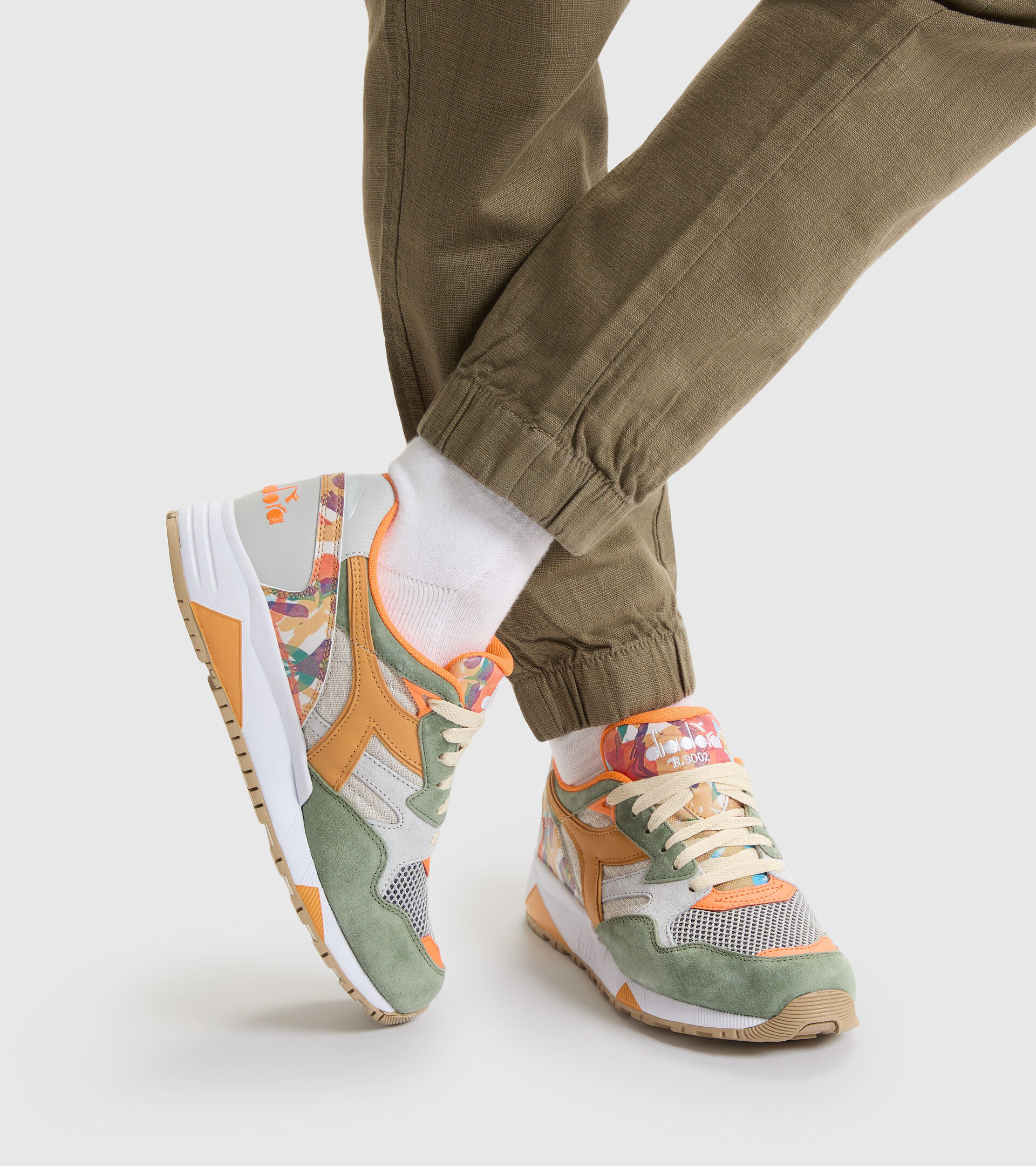 Diadora men's N9002 CAMO