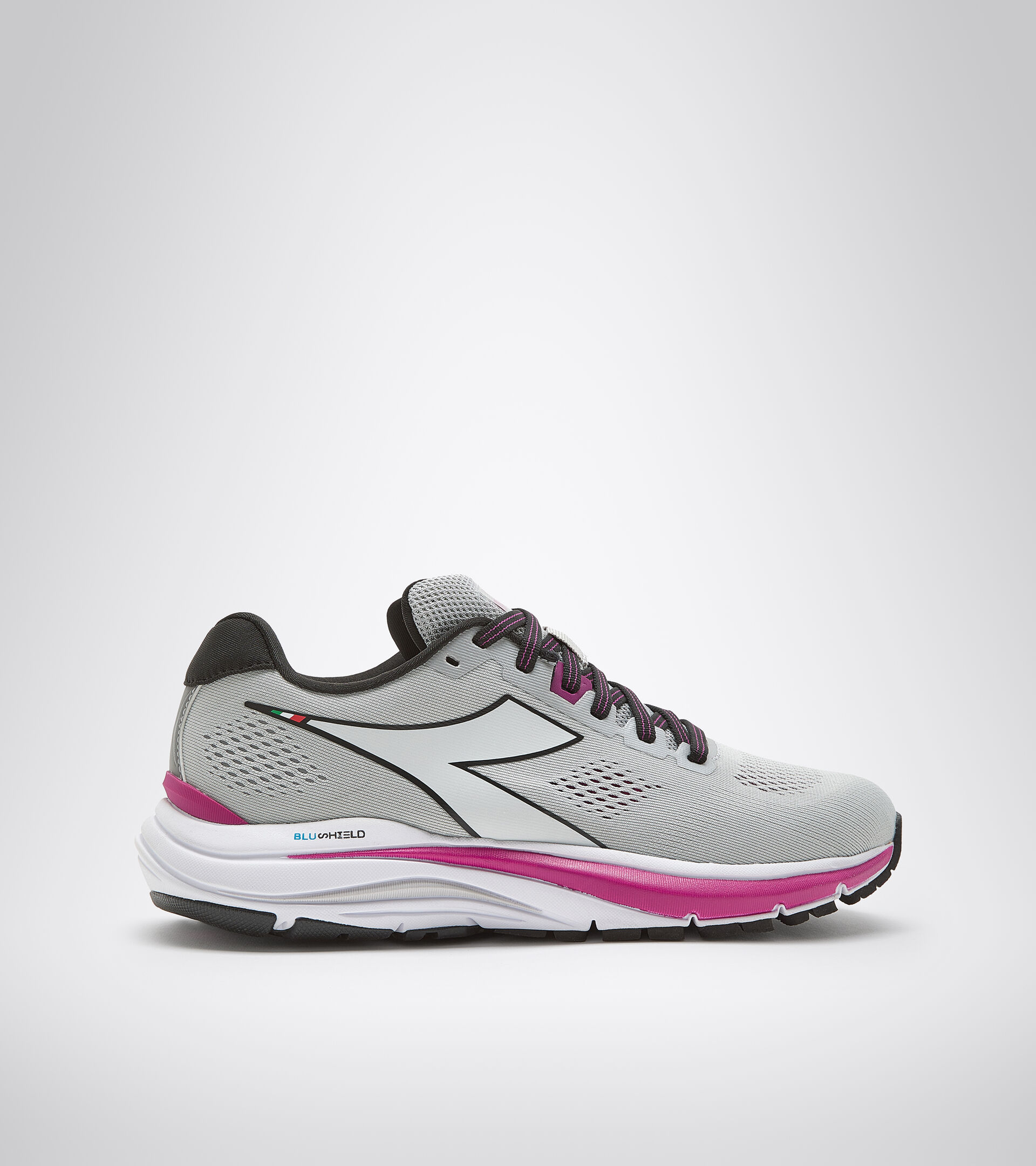 Running shoes - Women MYTHOS BLUSHIELD 7 VORTICE W SILVER DD/BLACK/WHITE - Diadora