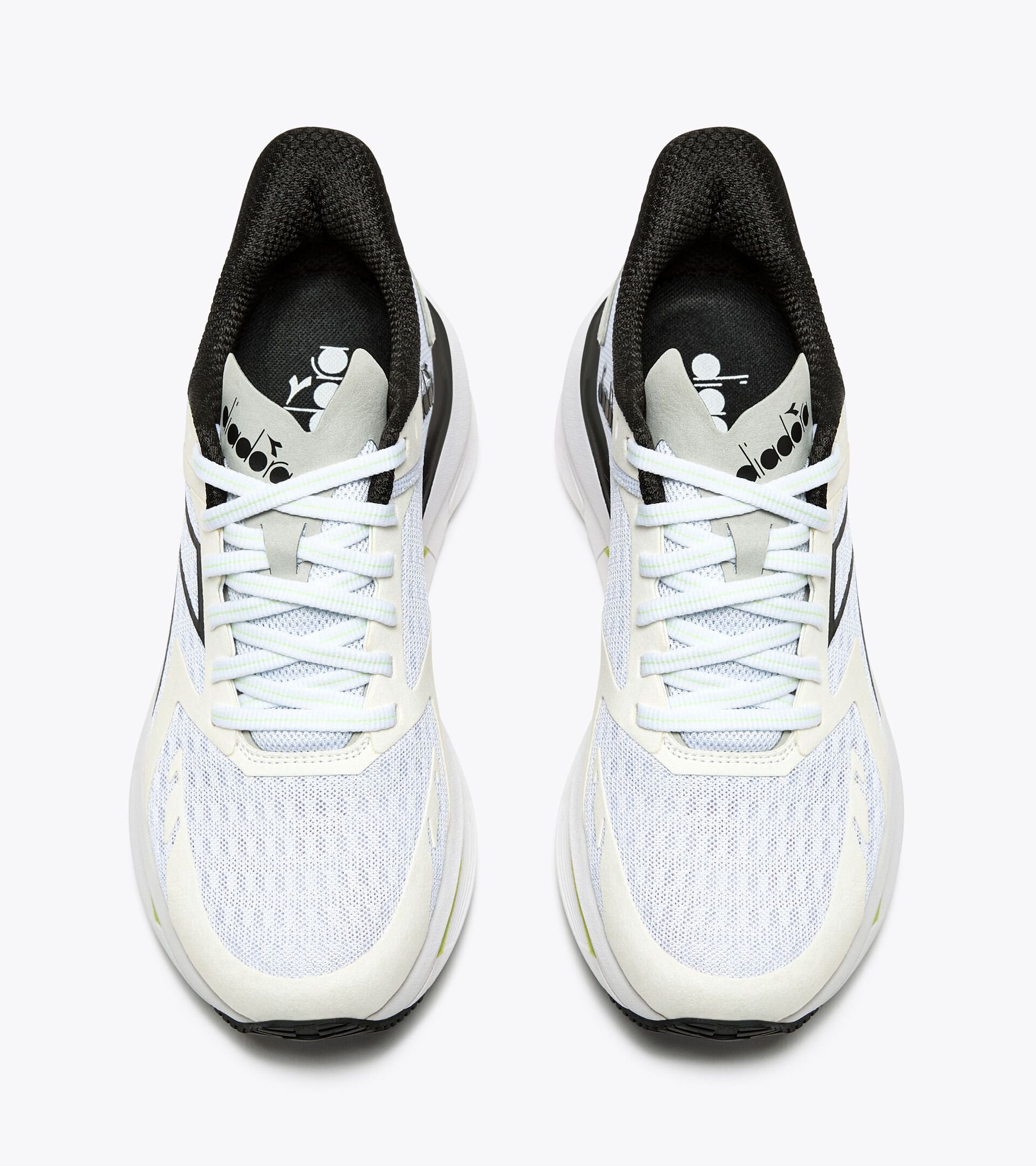 Running shoe - Comfort and stability - Women’s
CELLULA W WHITE/BLACK - Diadora