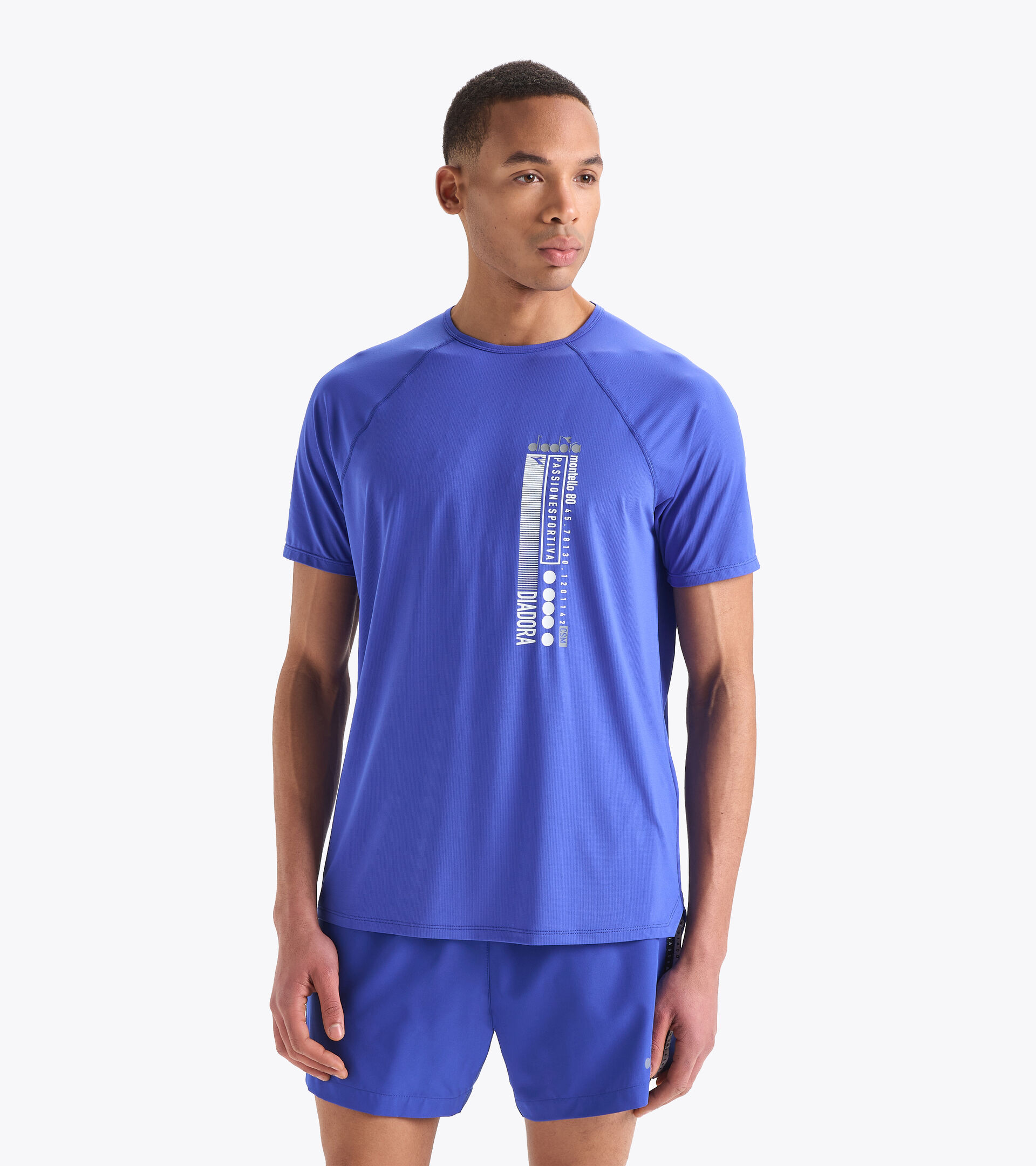 Running t-shirt - Men 
 SUPER LIGHT SS T-SHIRT BE ONE IMPERIAL BLUE - Diadora