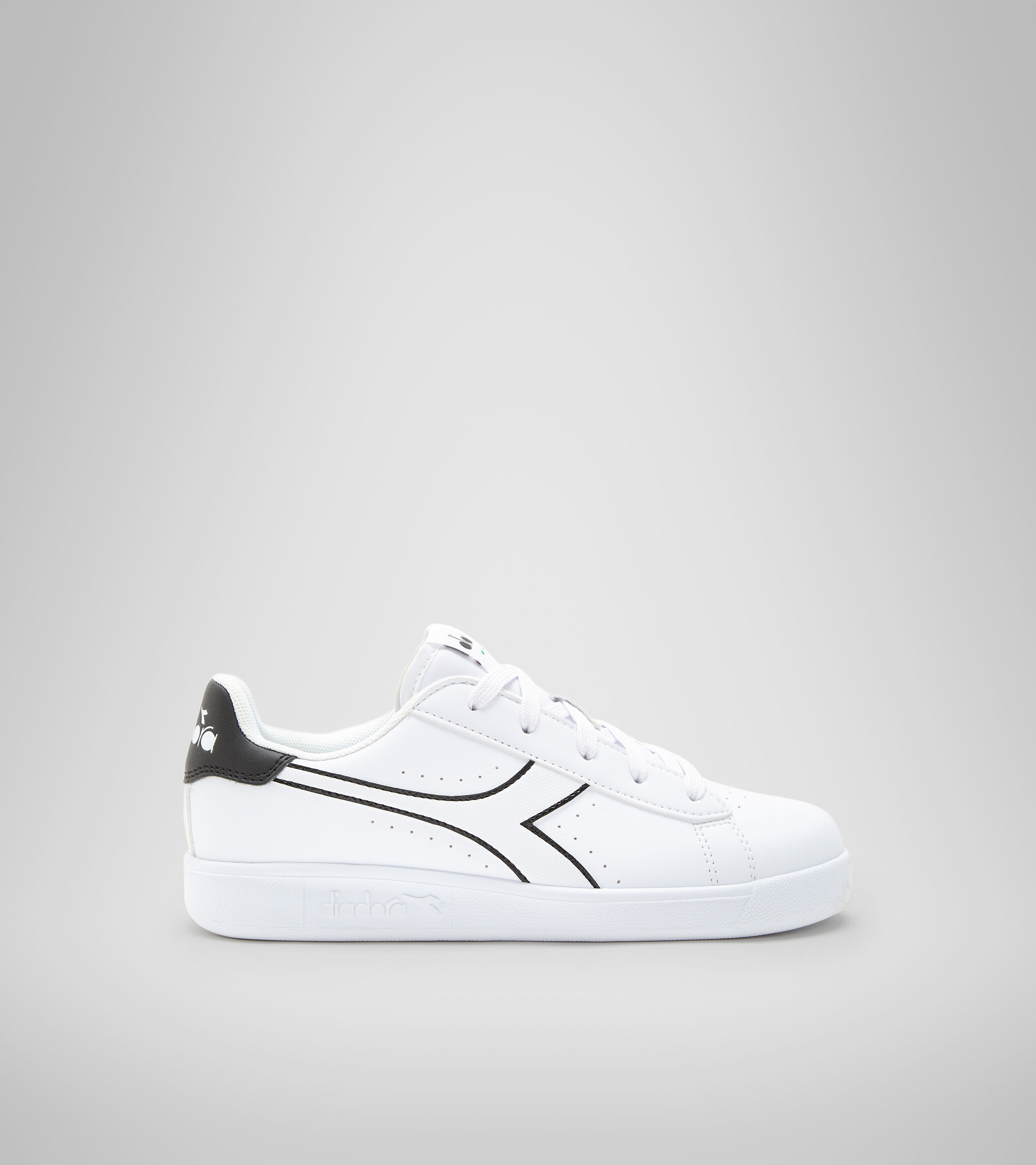 Diadora game clearance p white