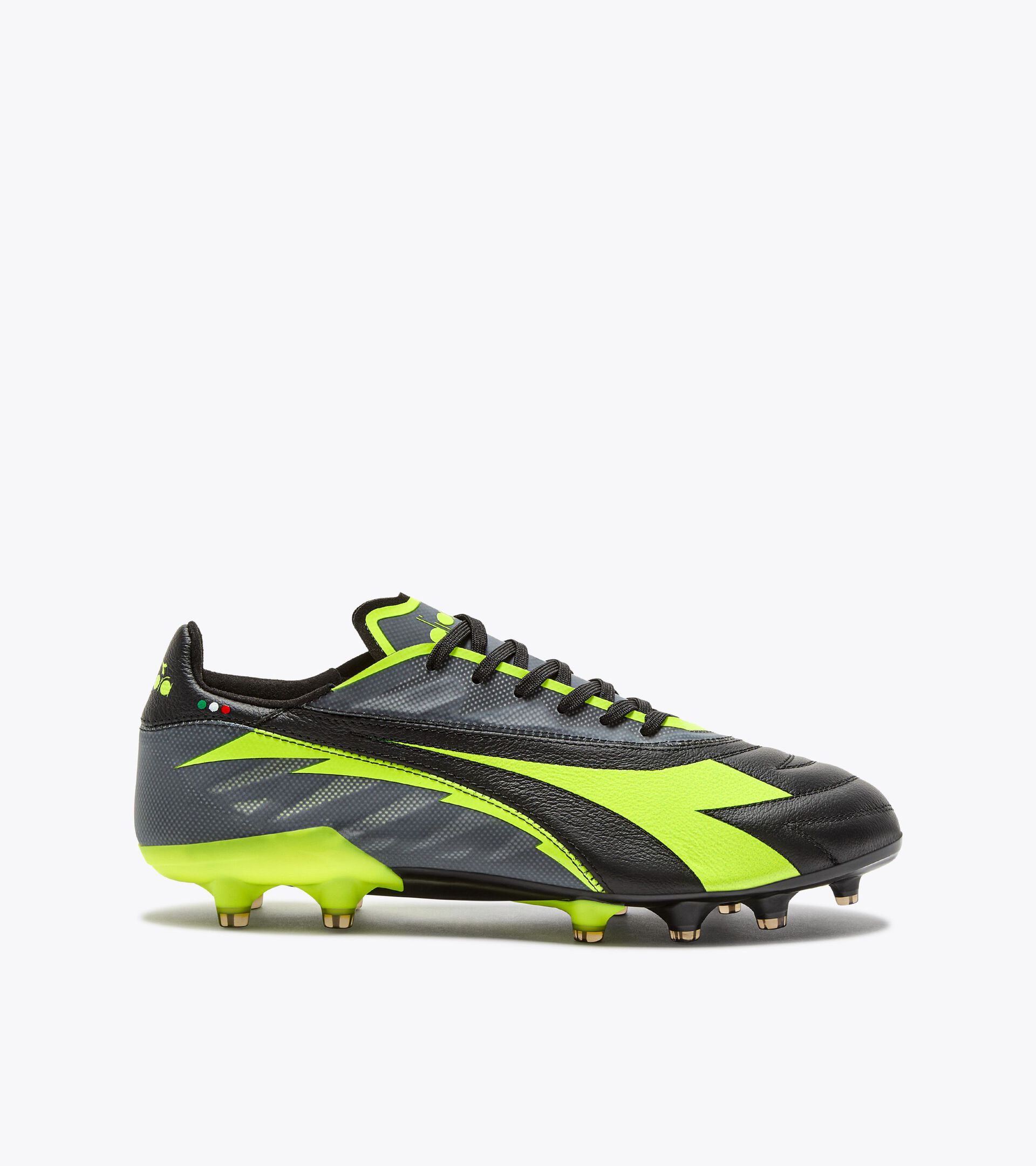 Chaussures de football en cuir pour terrains compacts - Made in Italy - Pour tous les genres MAXIMUS ICON SUPERVELOCE ITA SLX NOIR/JAUNE FLUO DIA - Diadora