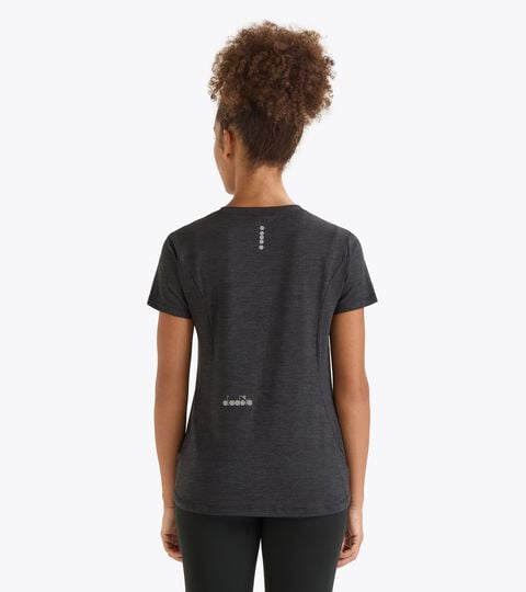 L. SS T-SHIRT TECH RUN CREW, BLACK High performance running t-shirt - Women’s
L. SS T-SHIRT TECH RUN CREW BLACK - Diadora
