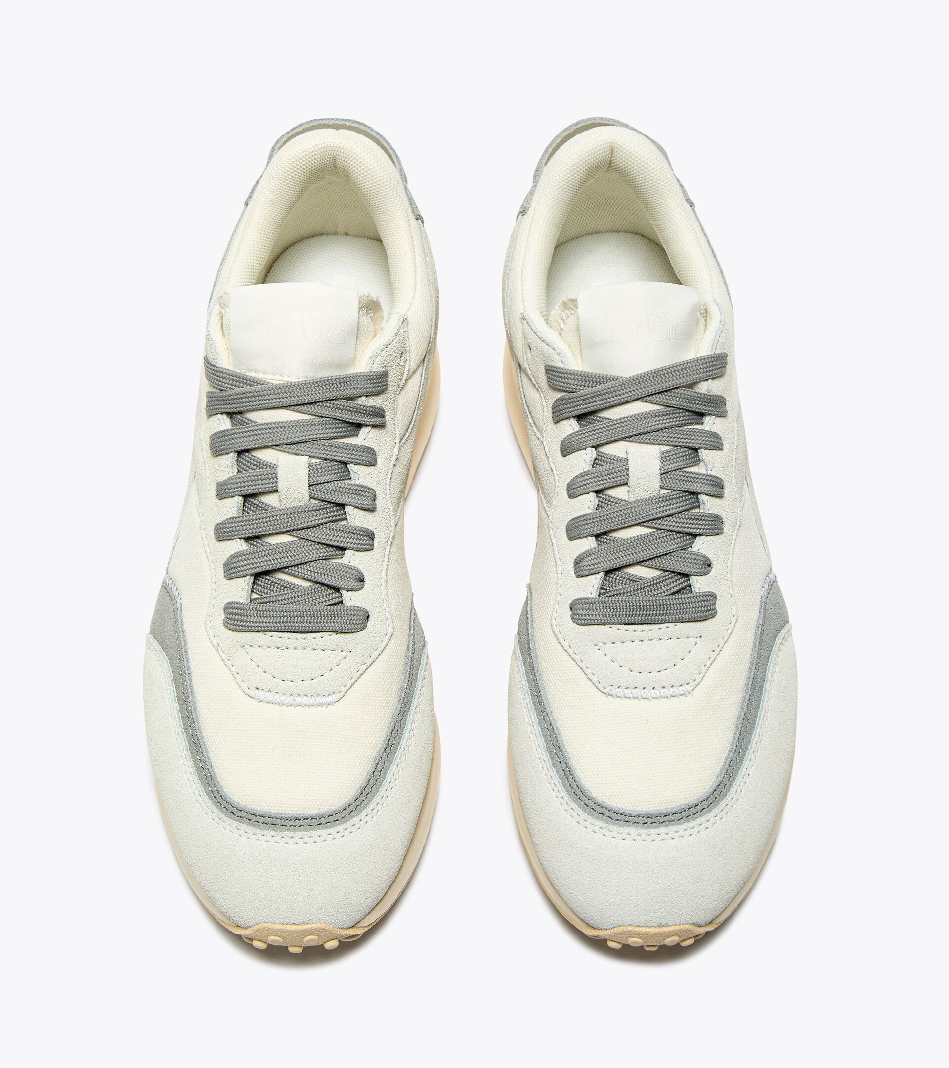 Sporty sneakers - All-Gender RACE SUEDE SW STAR WHITE/LIMESTONE - Diadora