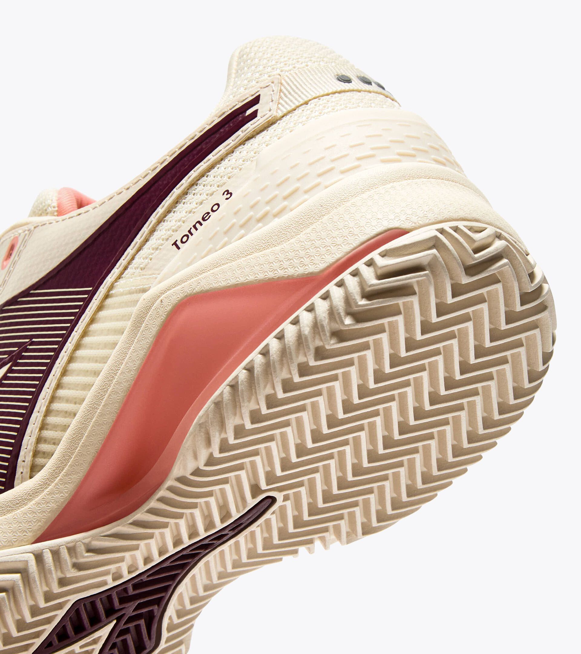 Tennis shoe for clay courts - Protection and cushioning - Women’s
 BLUSHIELD TORNEO 3 W CLAY WHISPER WH/MAROON BAN/DES FLWR - Diadora