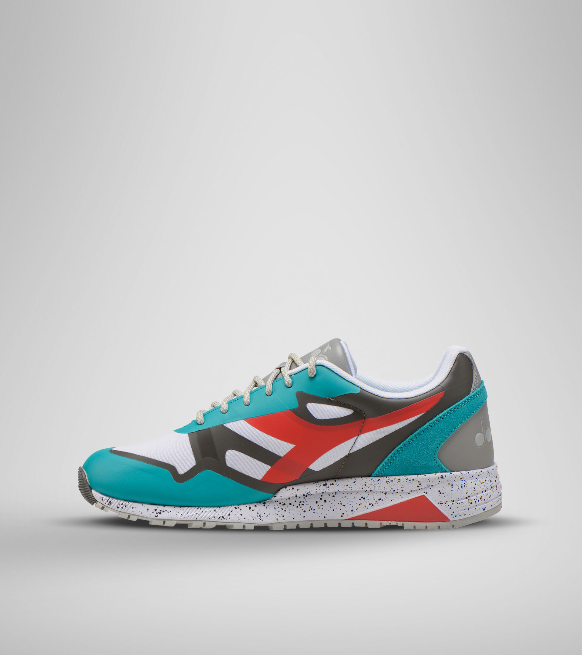 Sports shoe - Unisex N902 OUTDOOR VIRIDIAN GRN/CAYENNE/EIFFEL TO - Diadora