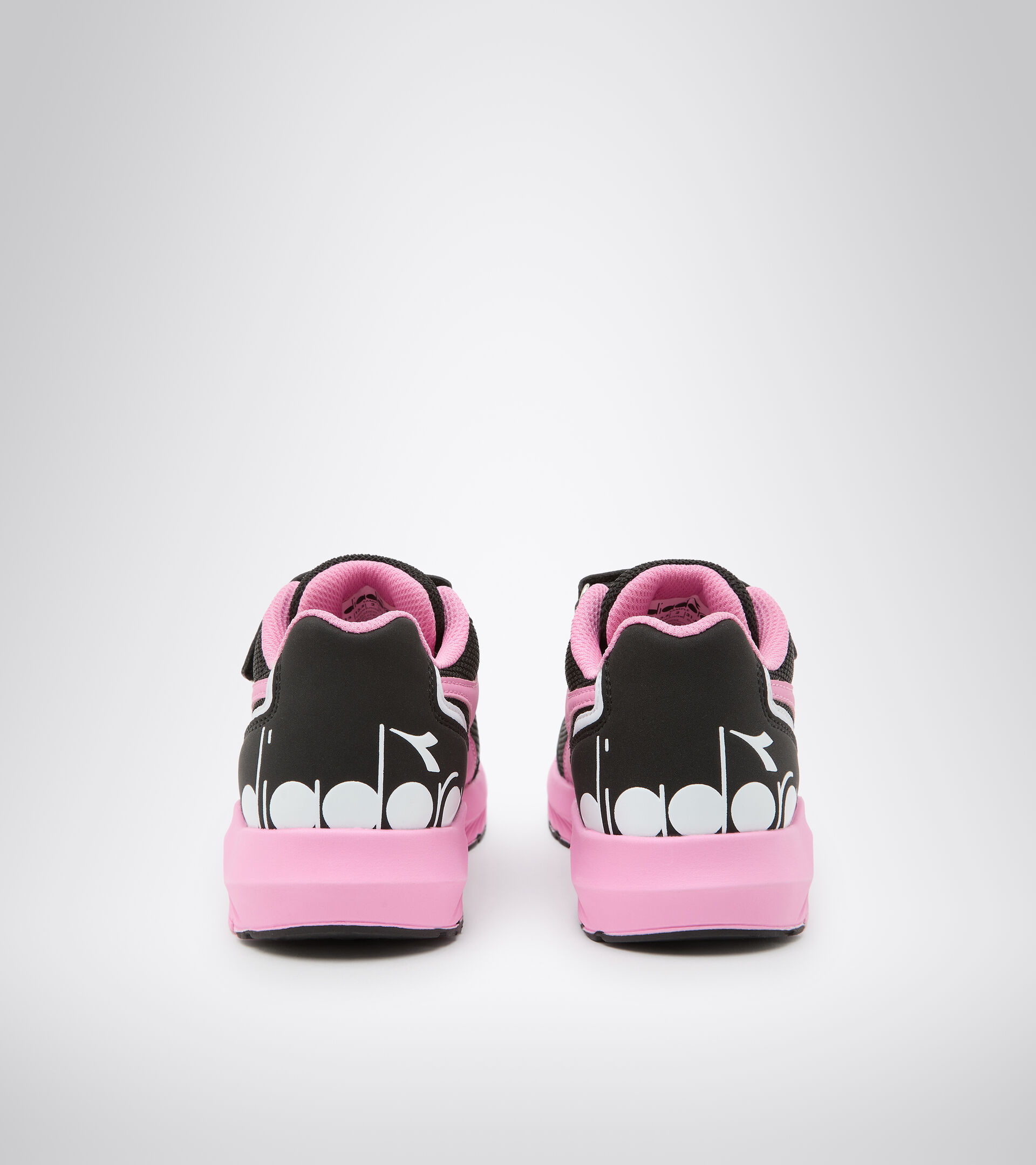 Running shoe - Kids FALCON JR V BLACK/BEGONIA PINK - Diadora