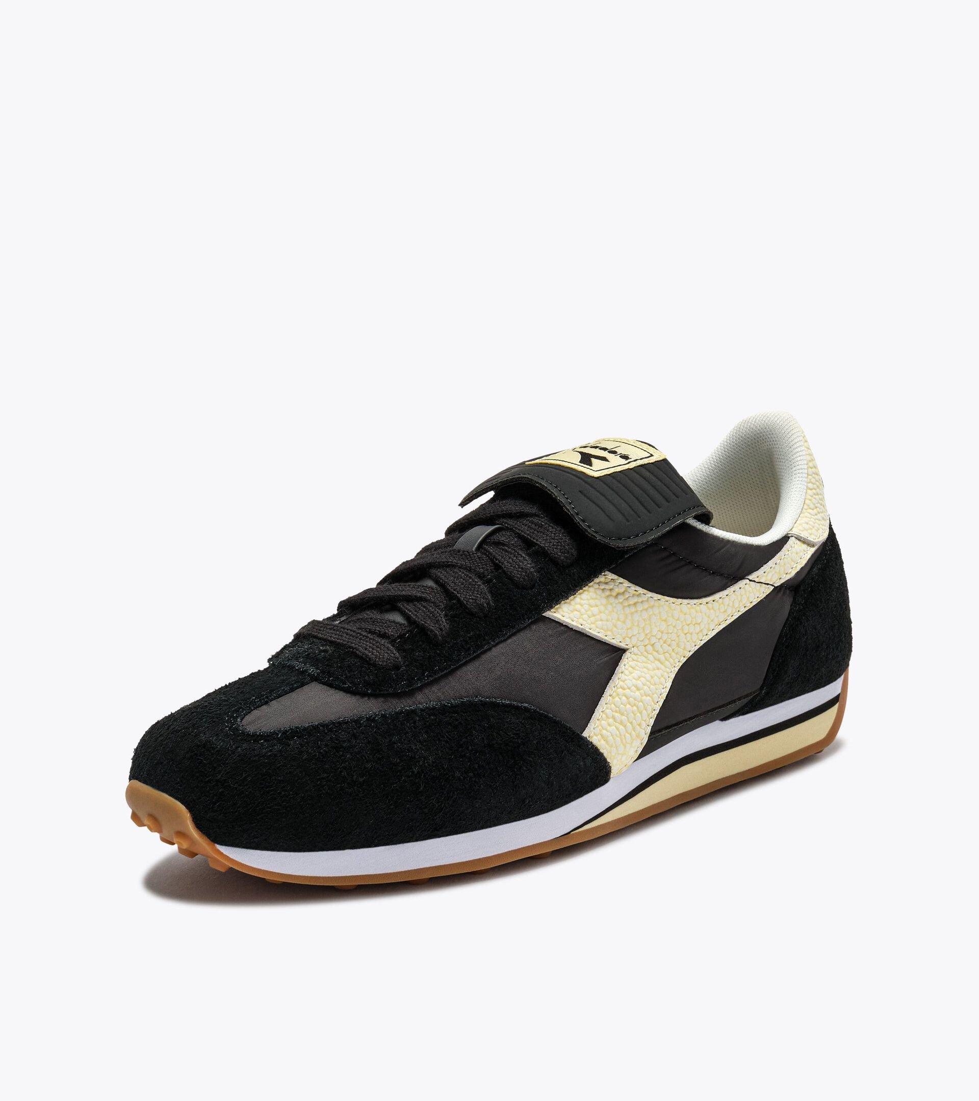 Low-profile leather sneaker - Women&rsquo;s RALLY INDOOR BLACK - Diadora