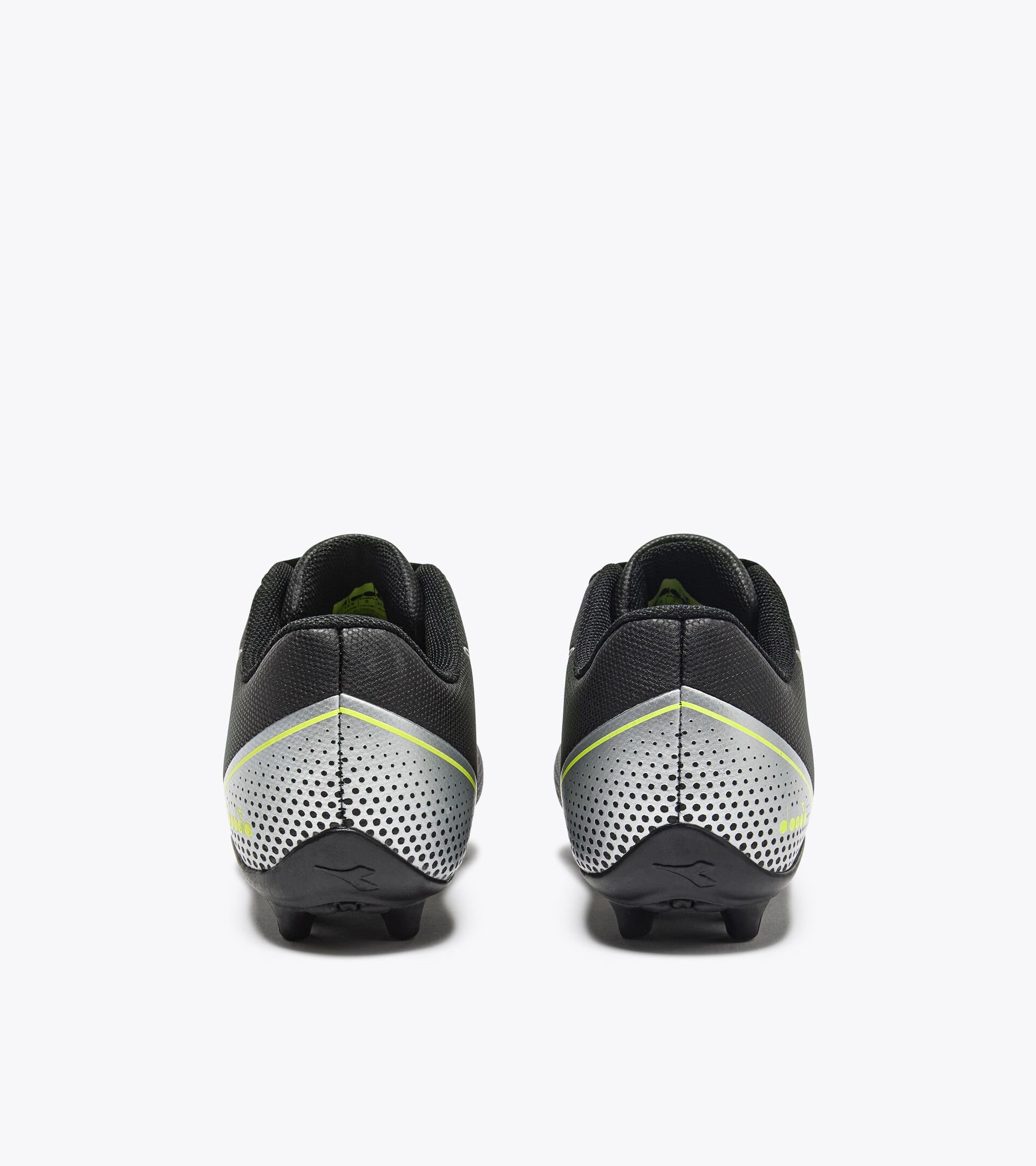 Calcio boots for hard ground - Junior PICHICHI 7 MD JR BLACK/YELLOW FL DD/SILVER - Diadora