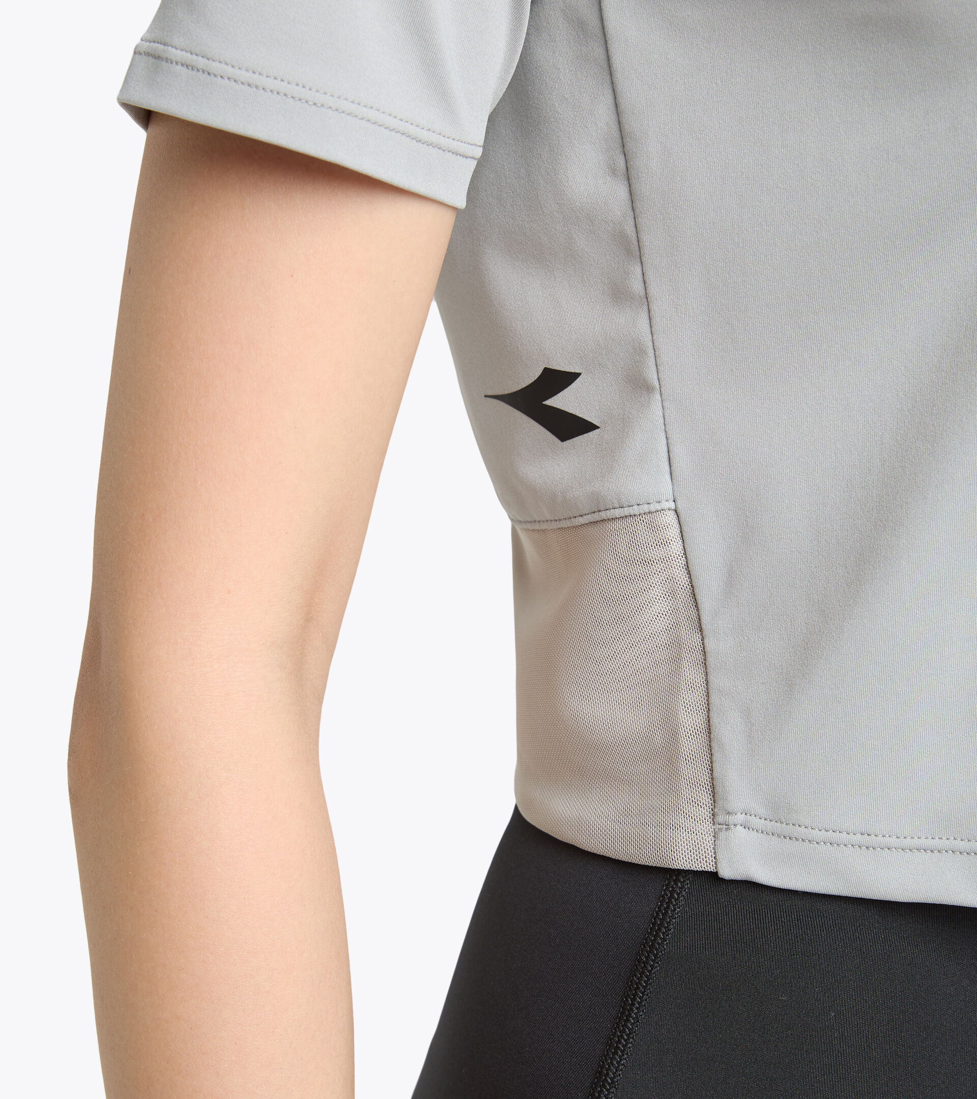 Training top - Women’s L. CROP TOP BE ONE FT SILVER METALIZED - Diadora