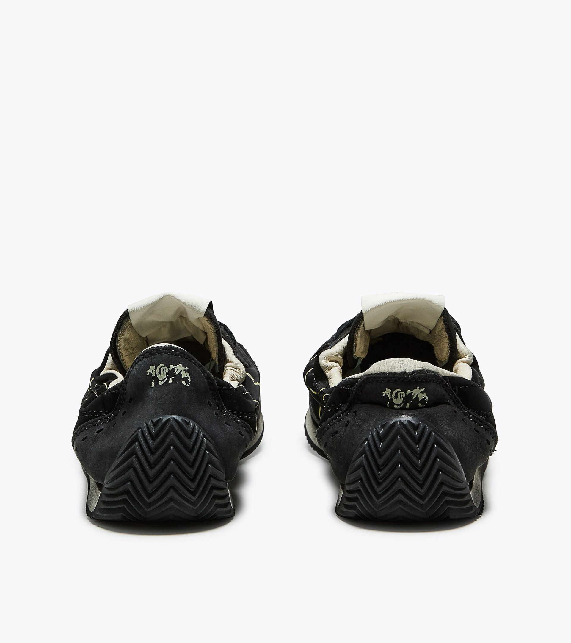 Balletcore Sneaker - Made In Italy - All-gender EQUIPE REVENGE ETOILE ITALIA BLACK - Diadora
