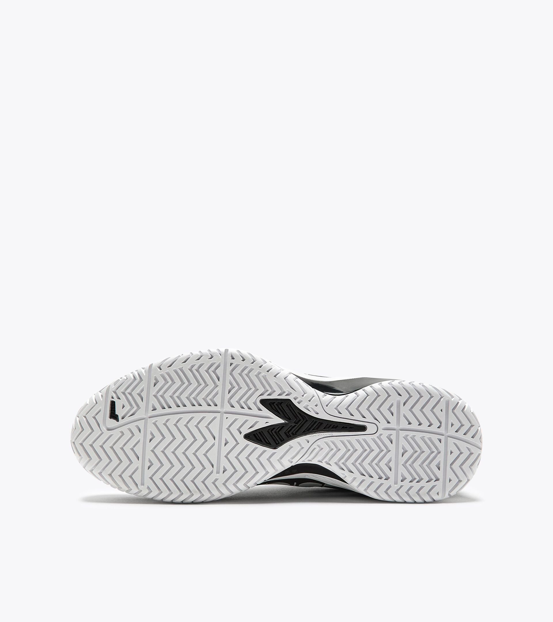 Tennis shoes for hard surfaces or clay - Men BLUSHIELD TORNEO 2 AG BLACK/WHITE (C7406) - Diadora