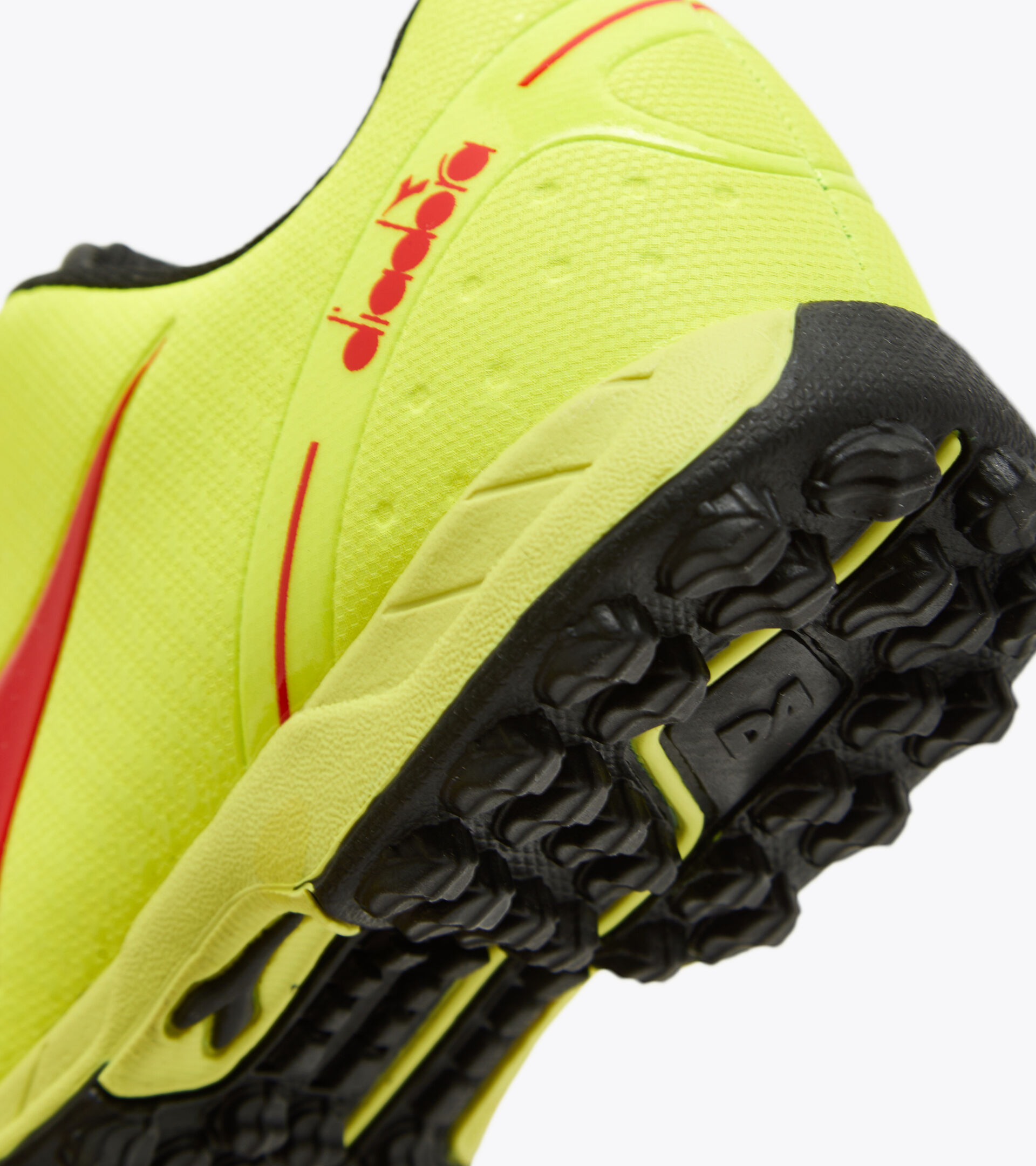 Junior football boots - Unisex PICHICHI 5 TF JR YLLW FLUO DD/MILANO RED/BLACK - Diadora