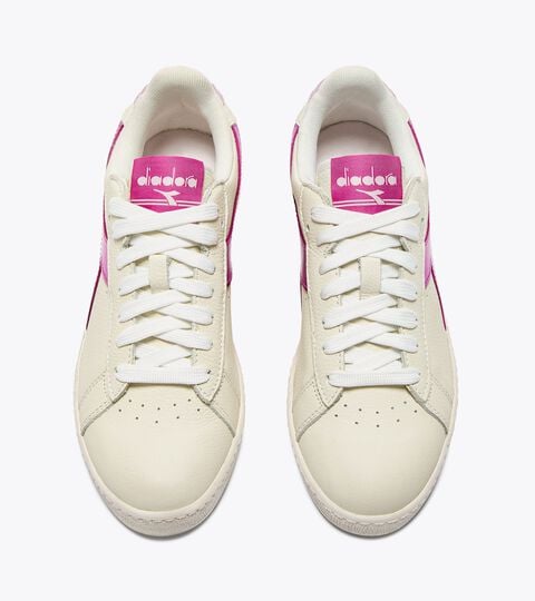 GAME L LOW WAXED METAL WN, WHITE/FESTIVAL FUCHSIA Leather sports sneakers - Women’s
GAME L LOW WAXED METAL WN WHITE/FESTIVAL FUCHSIA - Diadora
