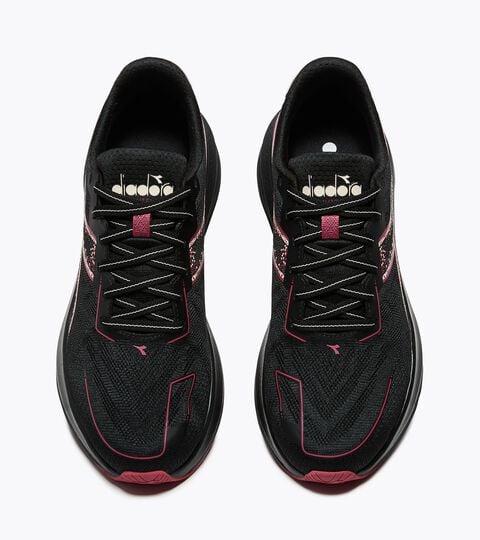 Running shoe - Stability and protection - Women&rsquo;s MYTHOS BLUSHIELD VIGORE V W BLACK/EARTH RED - Diadora