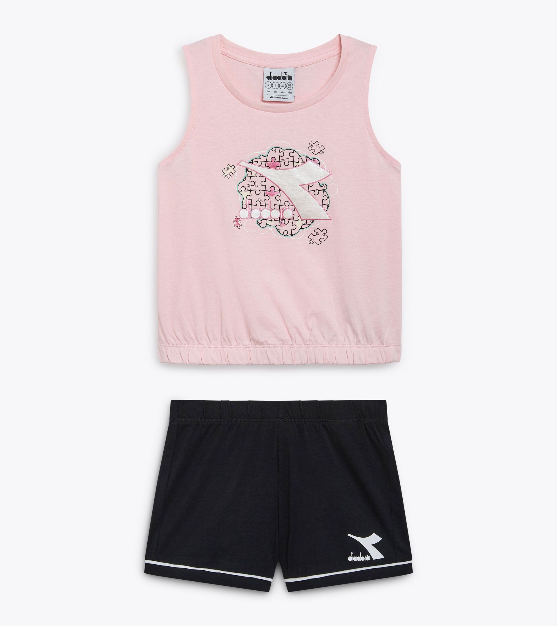 Sports set - Tank top and shorts - Girl
 JG. SET SS PUZZLES WILD ROSE (50207) - Diadora