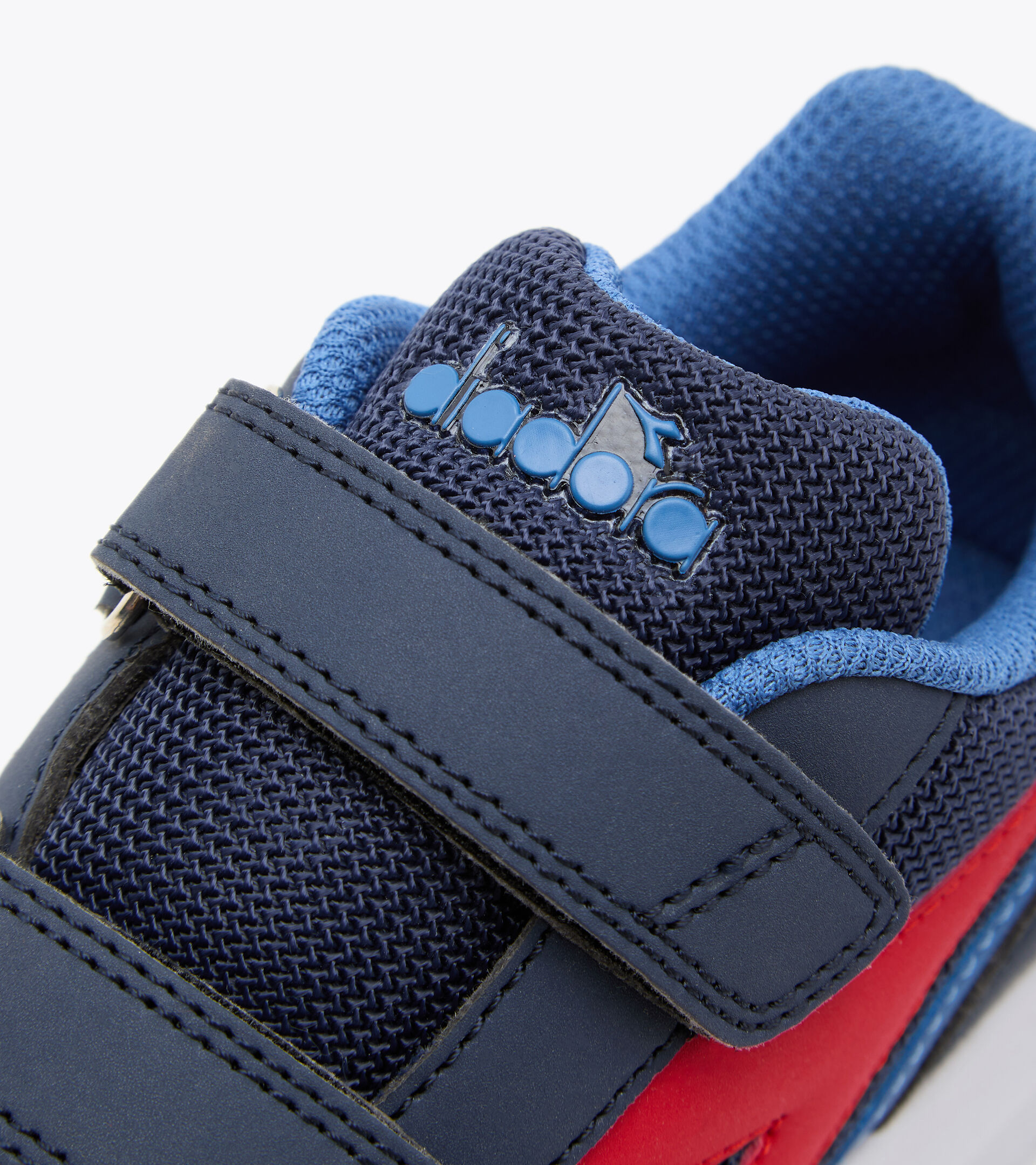 Zapatilla de running - Unisex niños FALCON JR V LIRIO NEGRO/AZUL FEDERAL - Diadora