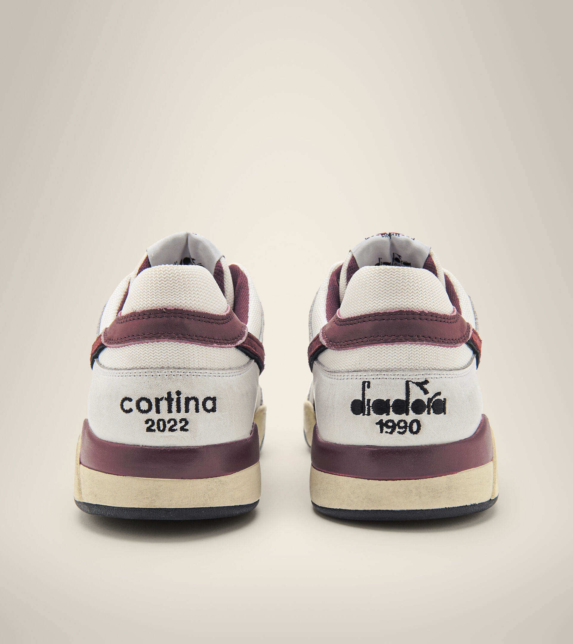 Zapatilla Heritage Made in Italy - Unisex B.560 CORTINA BLANCO/VINO RUBI - Diadora