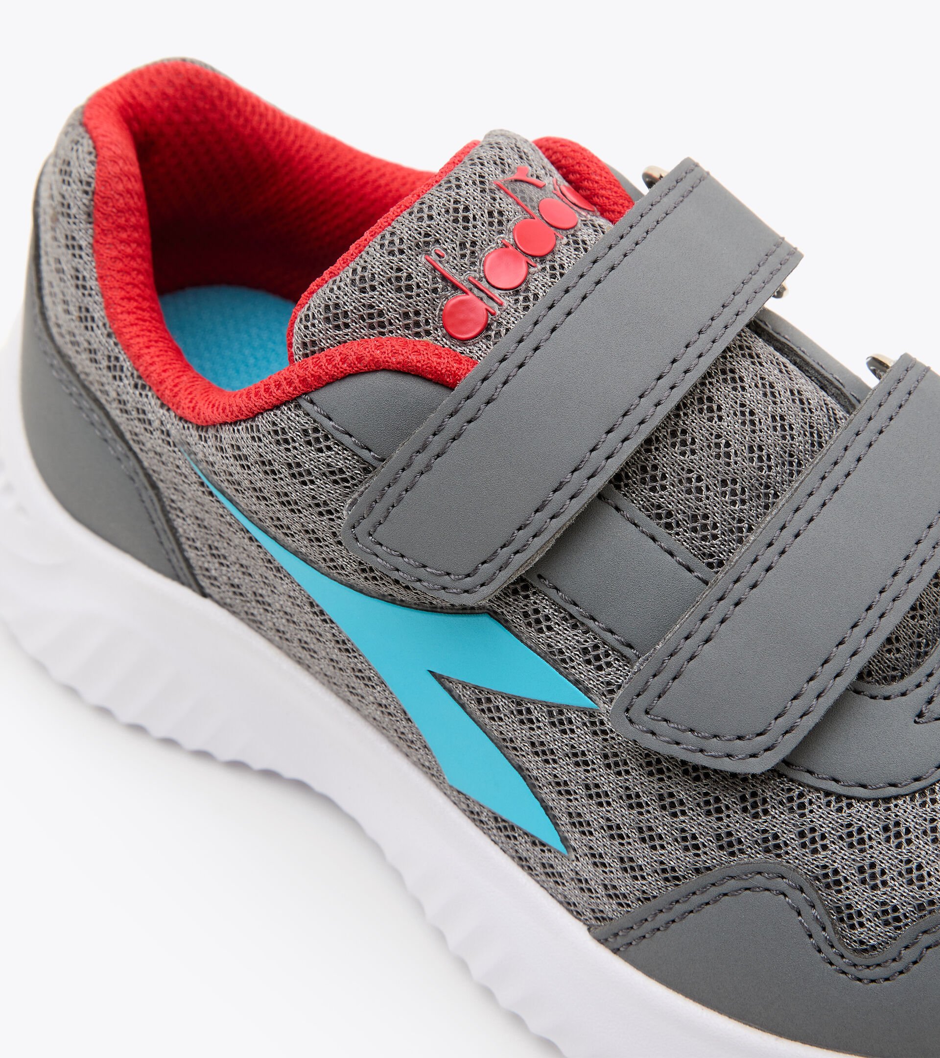 Footwear Sport BAMBINO ROBIN 2 JR V GRIS ACER/AZUL ATOLON Diadora