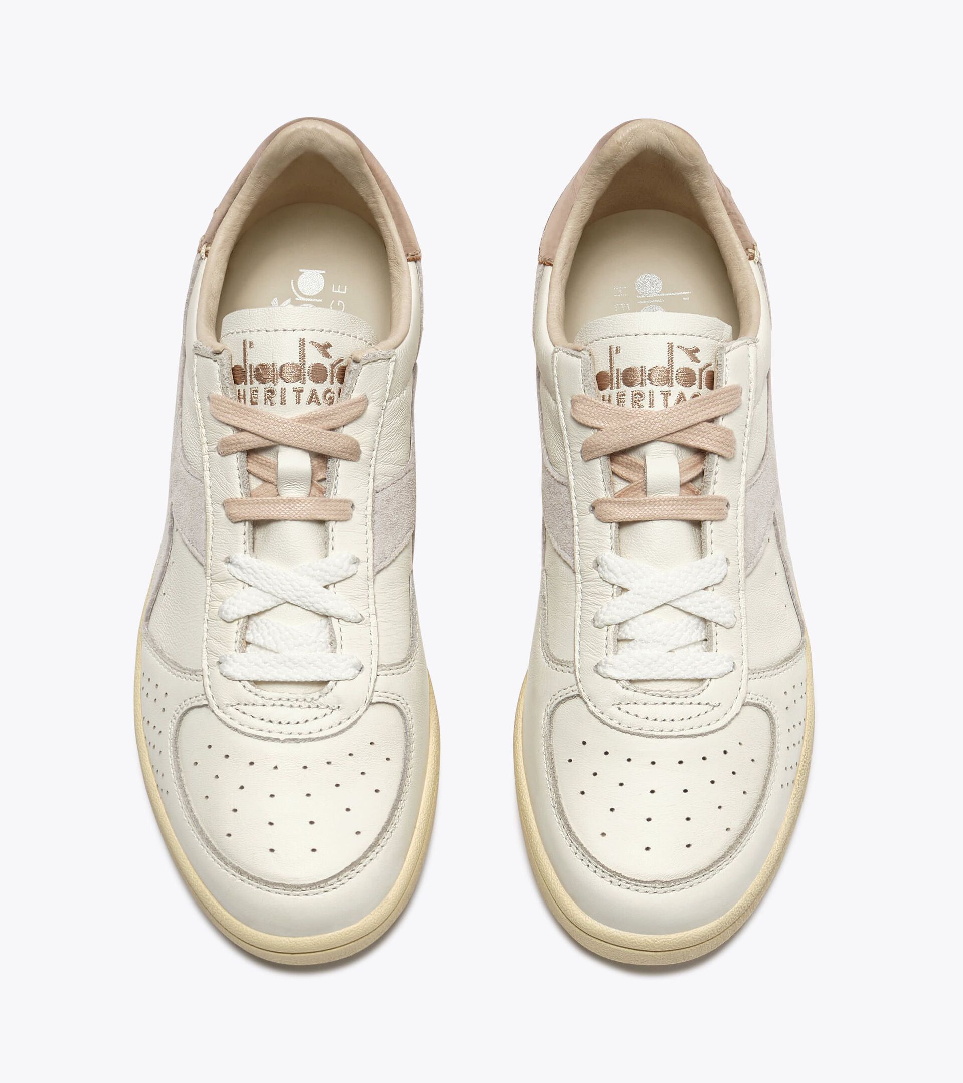 Heritage leather sneaker - All-gender
 B.ELITE X-STITCH WN WHITE/FROSTED ALMOND - Diadora