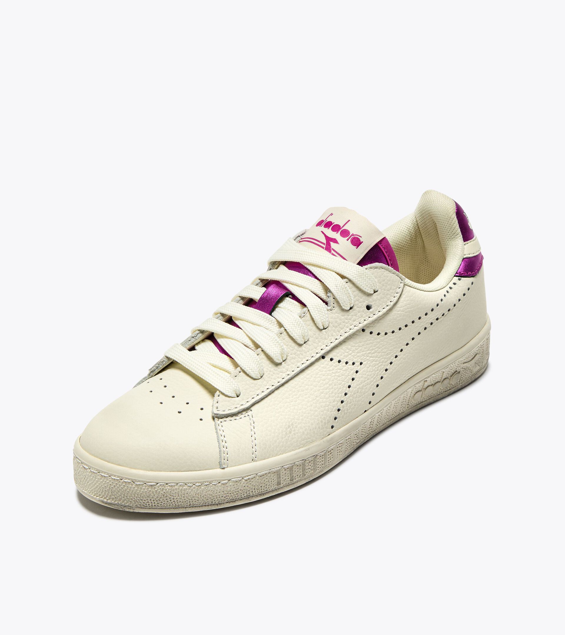 Leather sports sneakers - Women’s GAME L LOW PUNCHED WN WHITE - Diadora