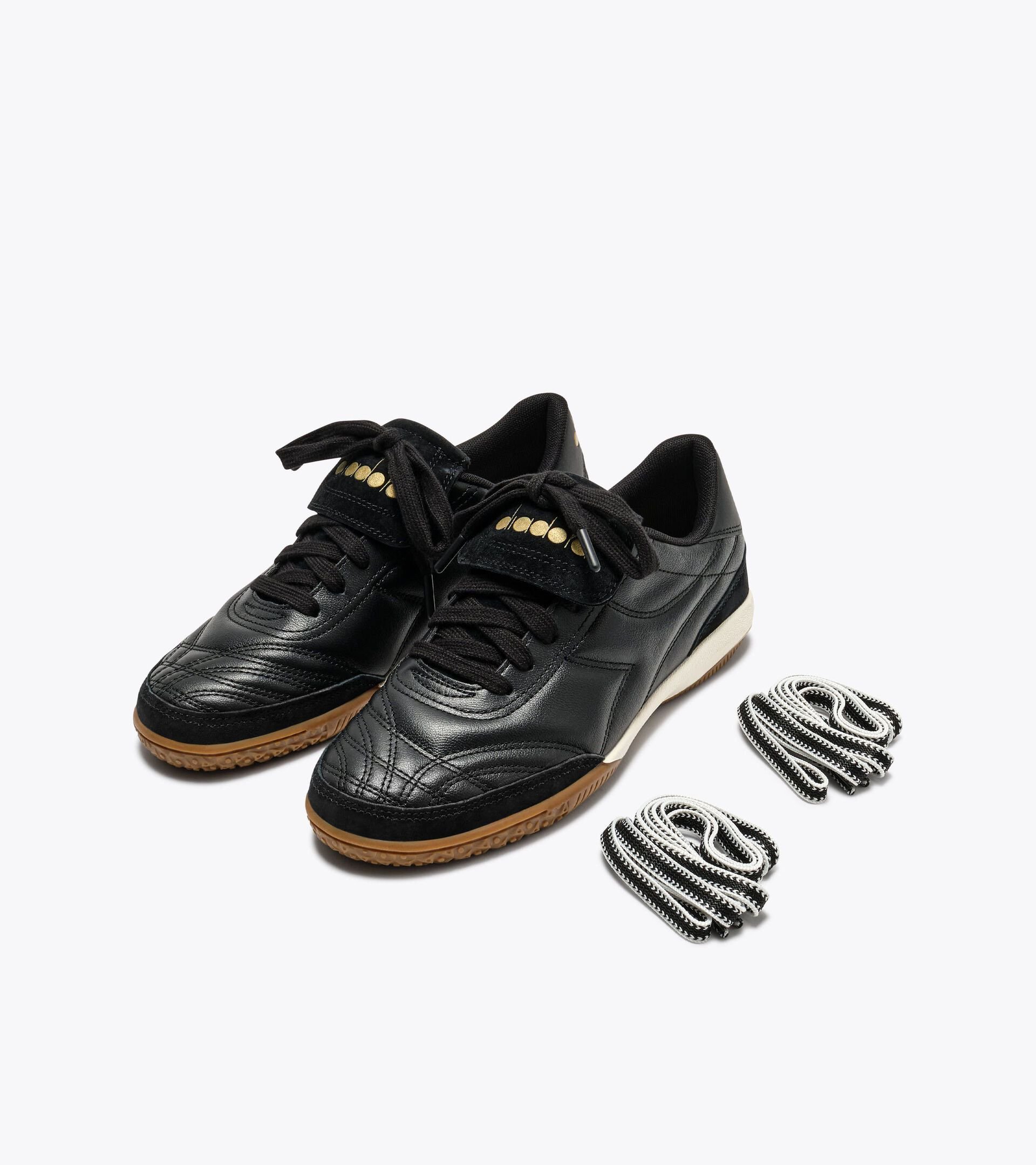 Terrace Leather Sneakers - All-gender GOLD INDOOR BLACK - Diadora