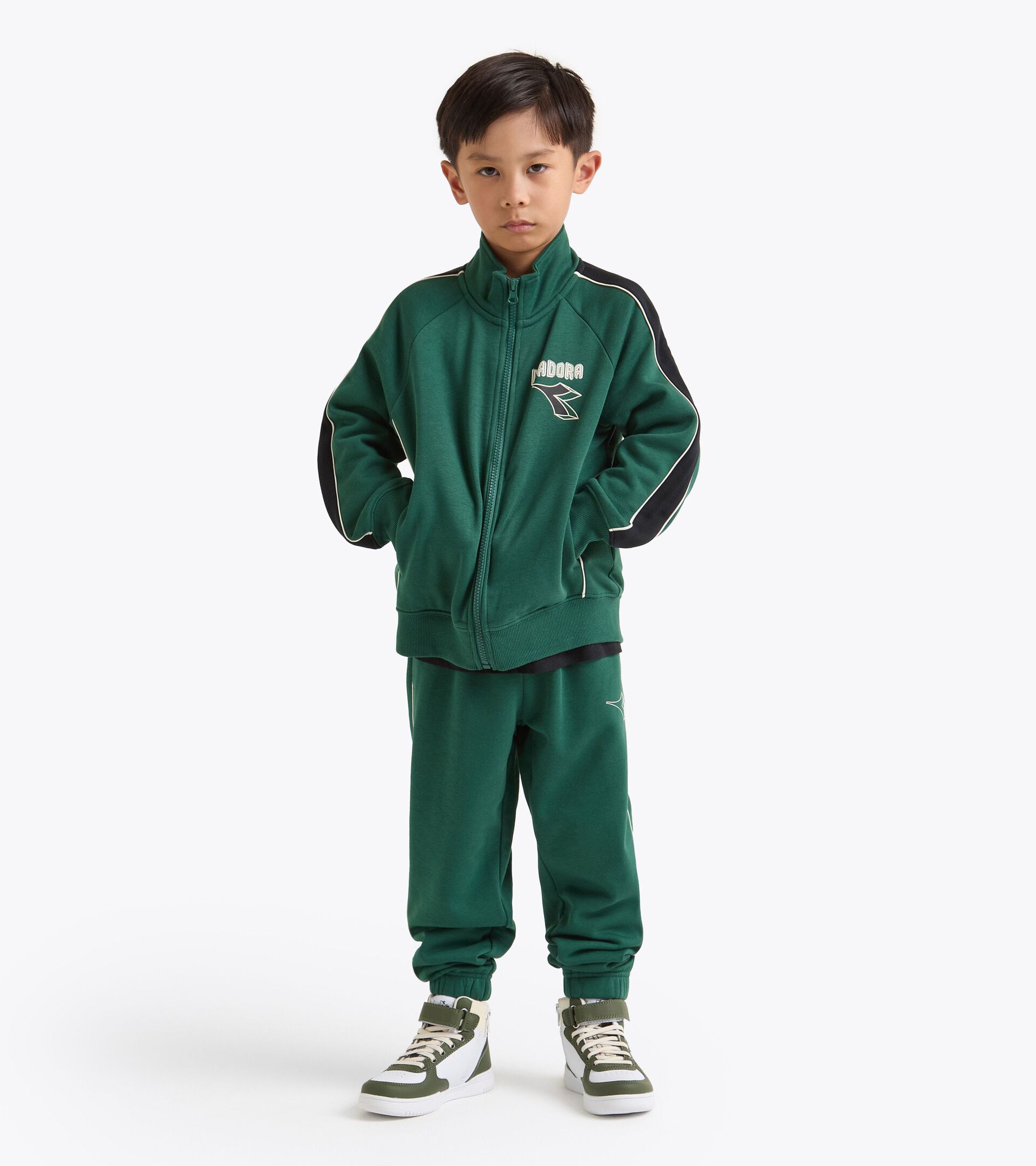 Tracksuit made with brushed fleece - Boy
 JB. TRACKSUIT FZ LOGO (BR) RAIN FOREST - Diadora