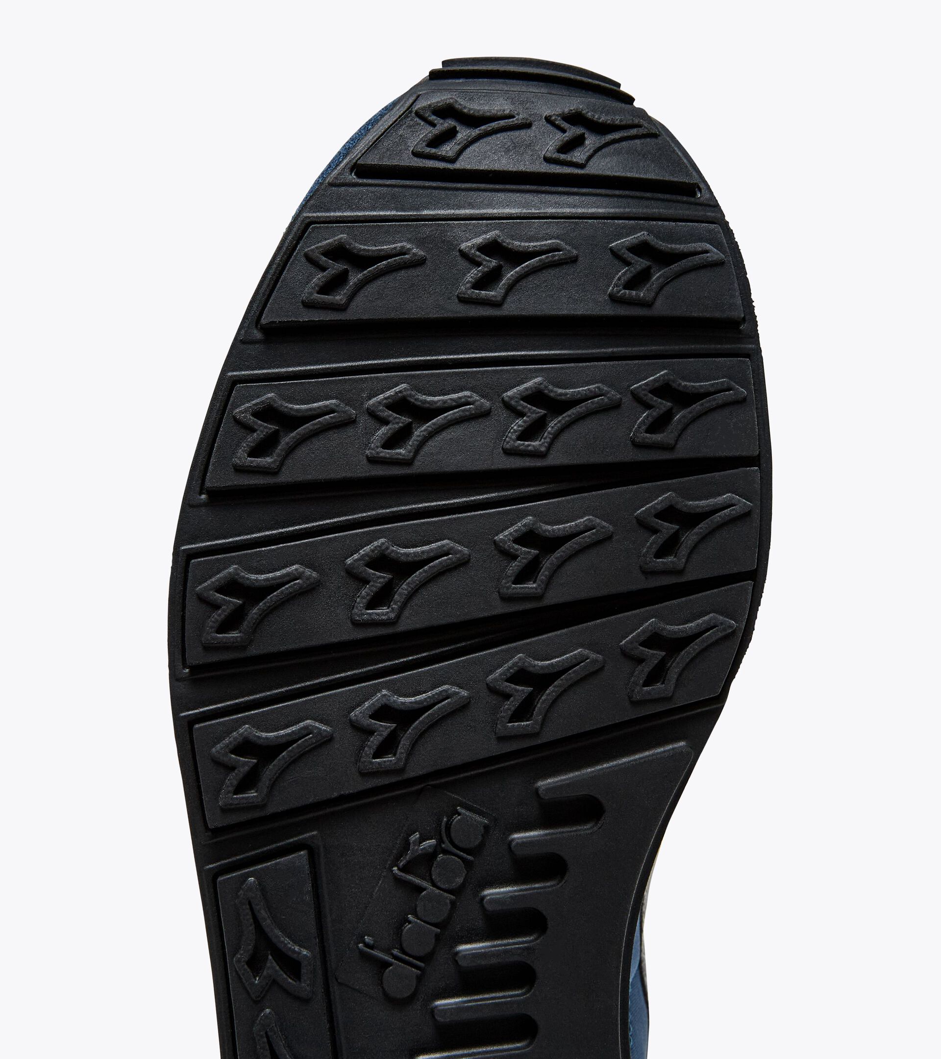 Sporty sneakers - All-Gender CAMARO DARK DENIM/DARK SHADOW - Diadora