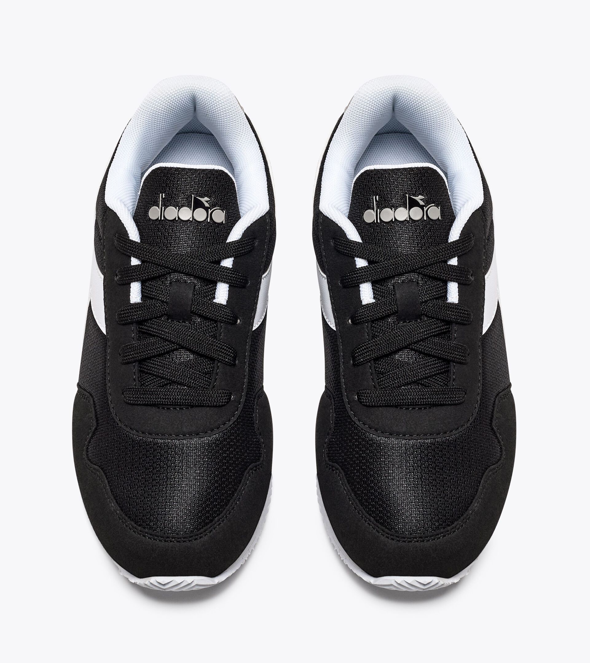 Sports shoes - Youth 8-16 years
 SIMPLE RUN GS BLACK - Diadora