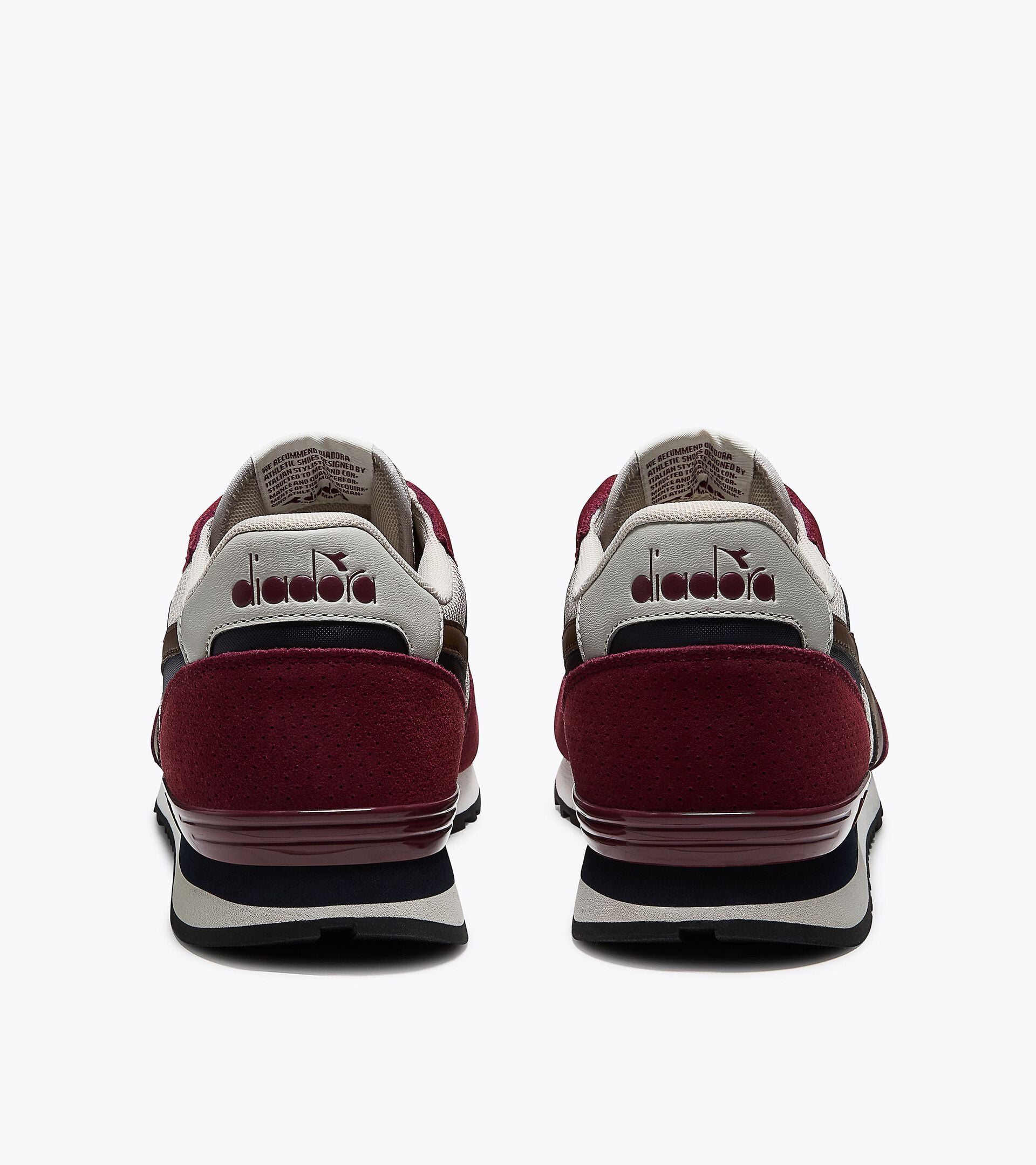 Zapatilla de ante - Para todos los g&eacute;neros
 CAMARO M2 CARAFE /TOTALE ECLIPSE - Diadora