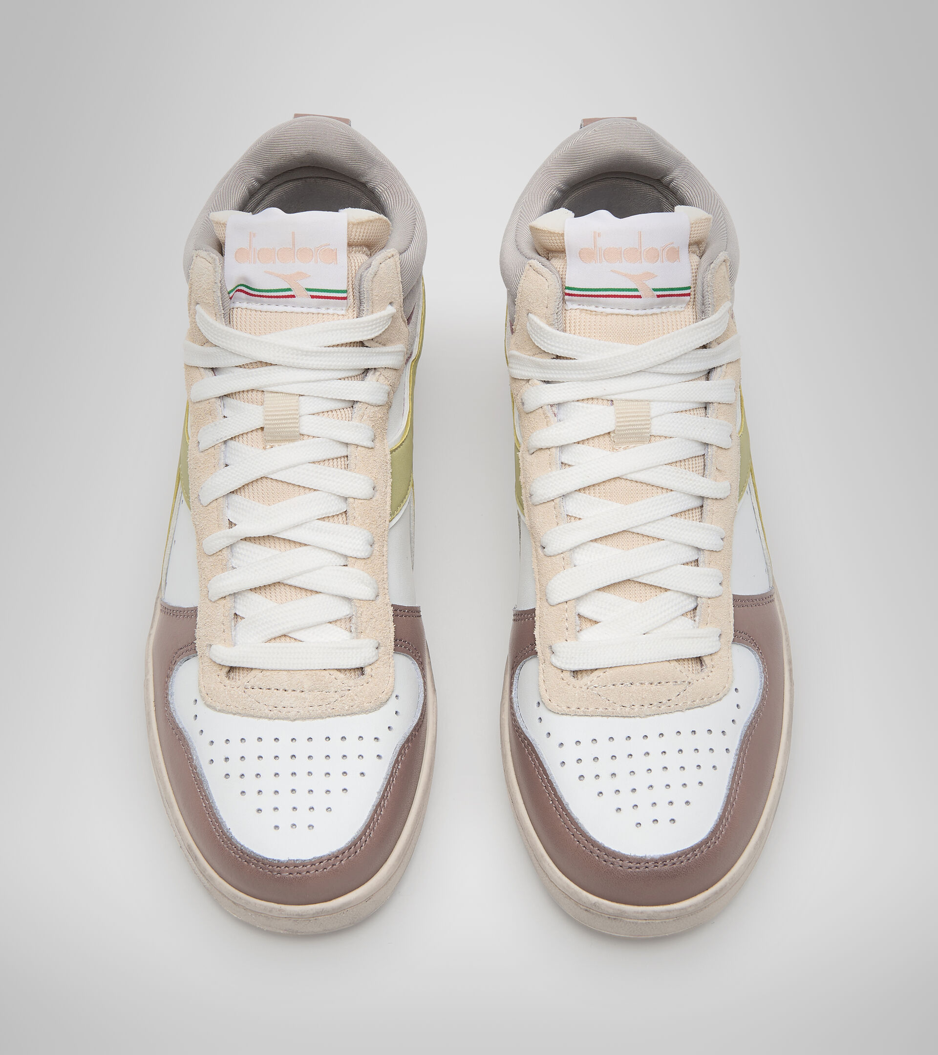 Sports shoes - Women MAGIC BASKET DEMI ICONA WN WHITE/ANTLER/FLINT GRAY - Diadora