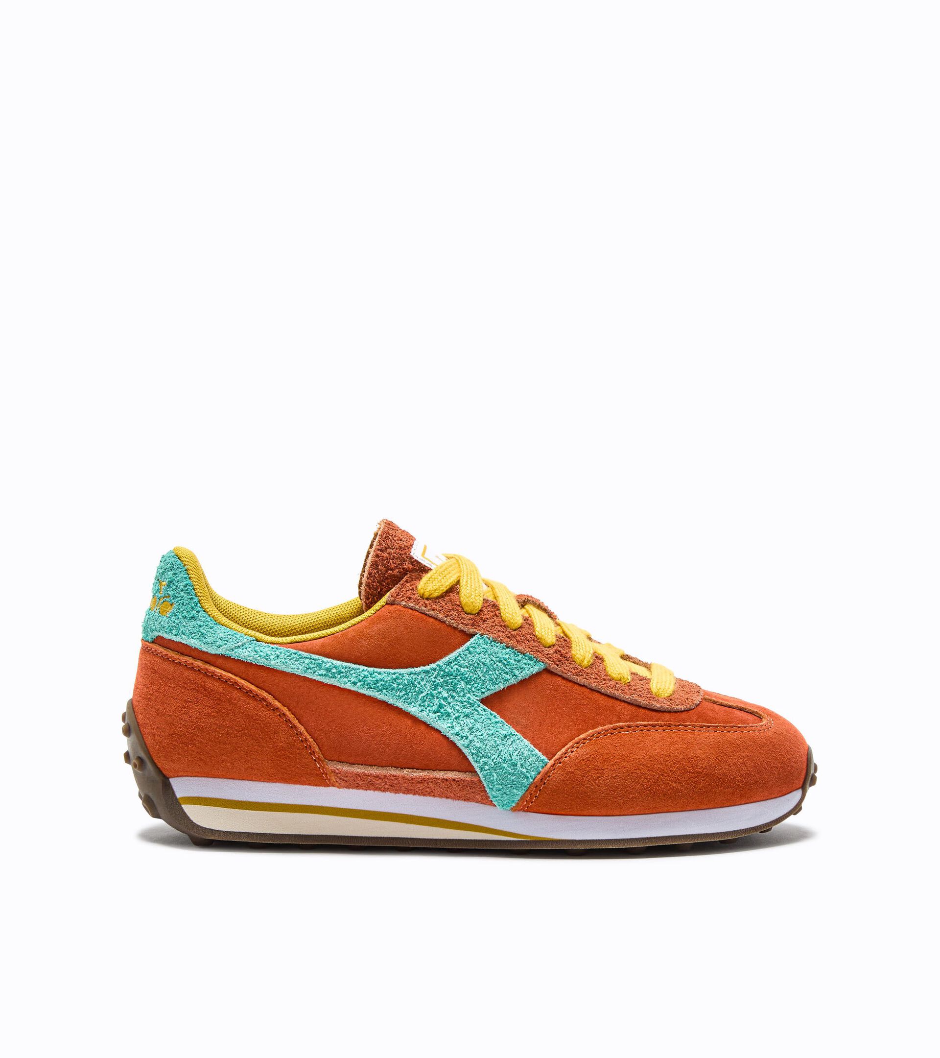 Low-profile sneaker - All-Gender RALLY S KOI - Diadora