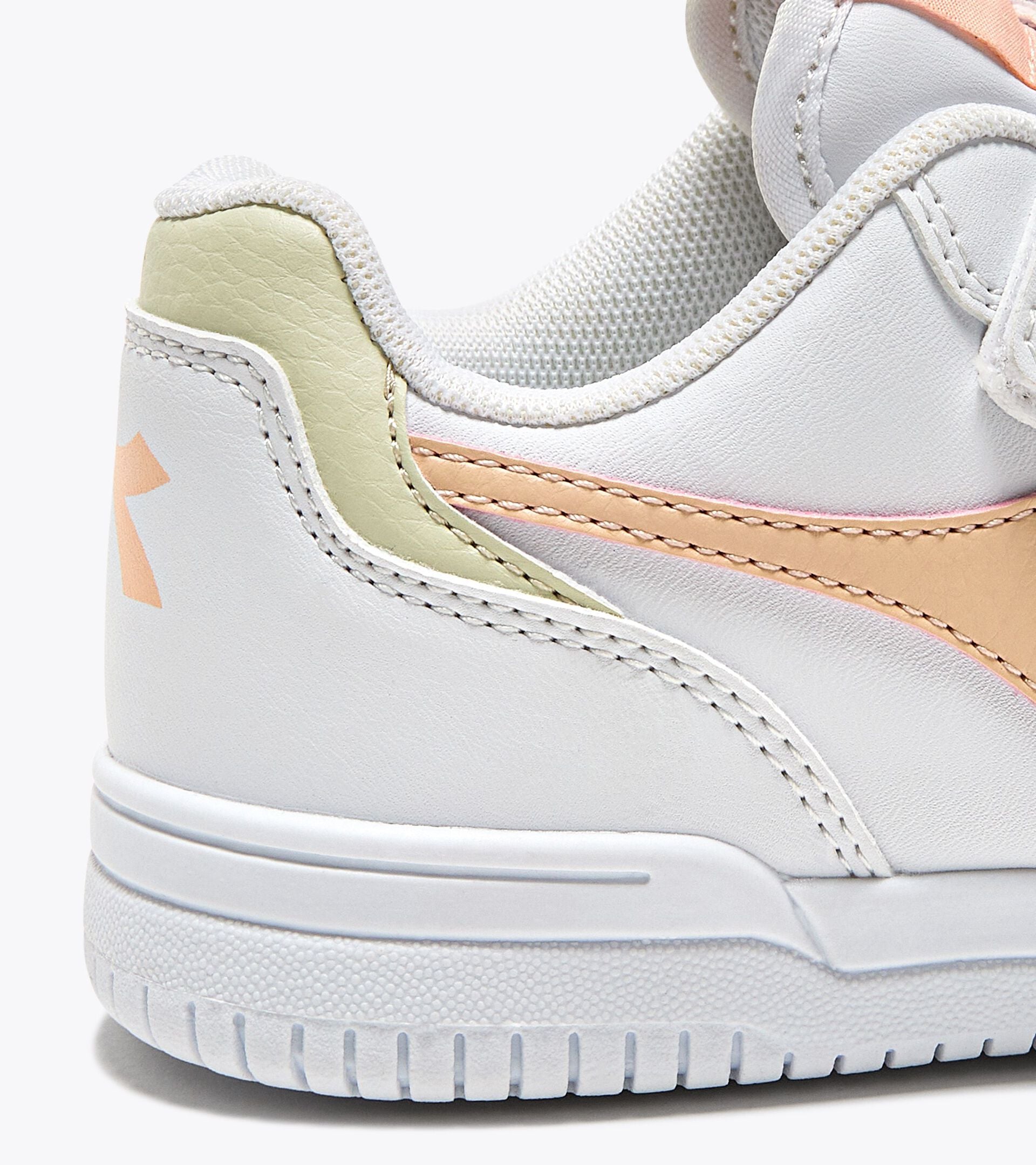 Chaussures de sport - Gar&ccedil;on 4-8 ans RAPTOR LOW PS BLANC/PECHE PARFAIT - Diadora