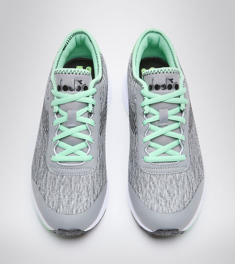 PASSO W, ARGENT/NOIR/VERT FRENE Chaussures de sport - Femme PASSO W ARGENT/NOIR/VERT FRENE - Diadora