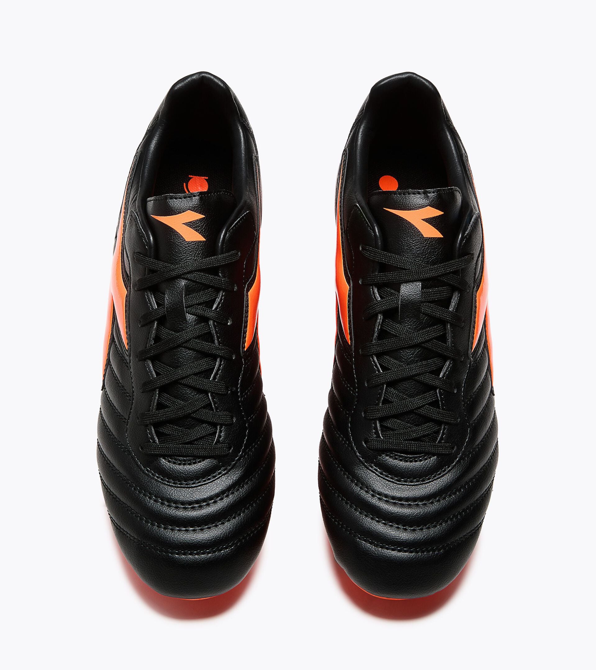 Chaussures de football pour terrains souples/mouill&eacute;s - Homme BRASIL CLUB SG NERO/ROSSO FLUO - Diadora
